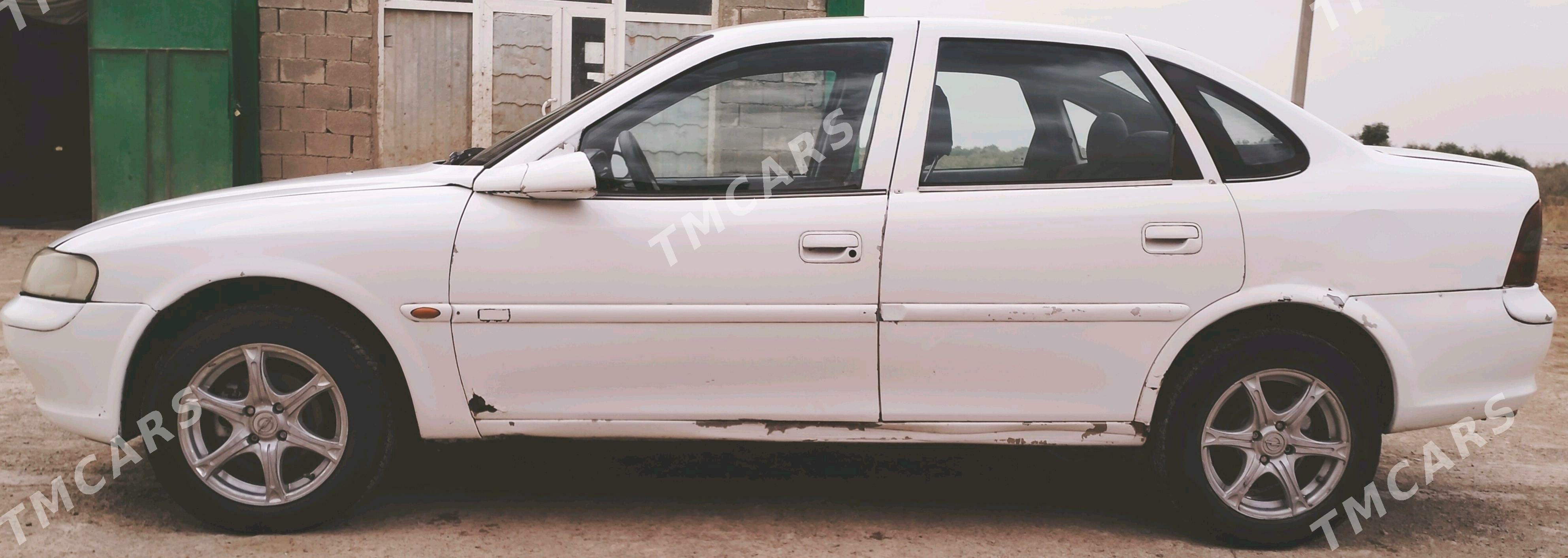 Opel Vectra 1997 - 35 000 TMT - Рухубелентский этрап - img 2