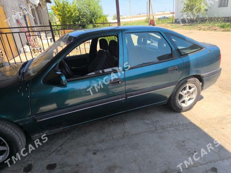Opel Vectra 1995 - 38 000 TMT - Дашогуз - img 5