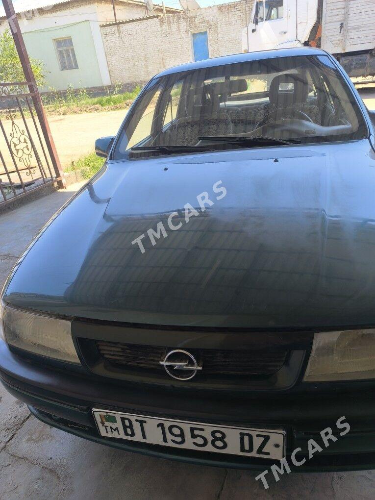 Opel Vectra 1995 - 38 000 TMT - Дашогуз - img 2