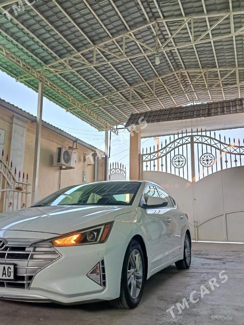 Hyundai Elantra 2020 - 240 000 TMT - Büzmeýin - img 8