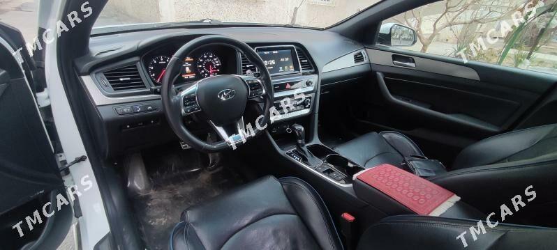 Hyundai Sonata 2018 - 240 000 TMT - 10 mkr - img 4