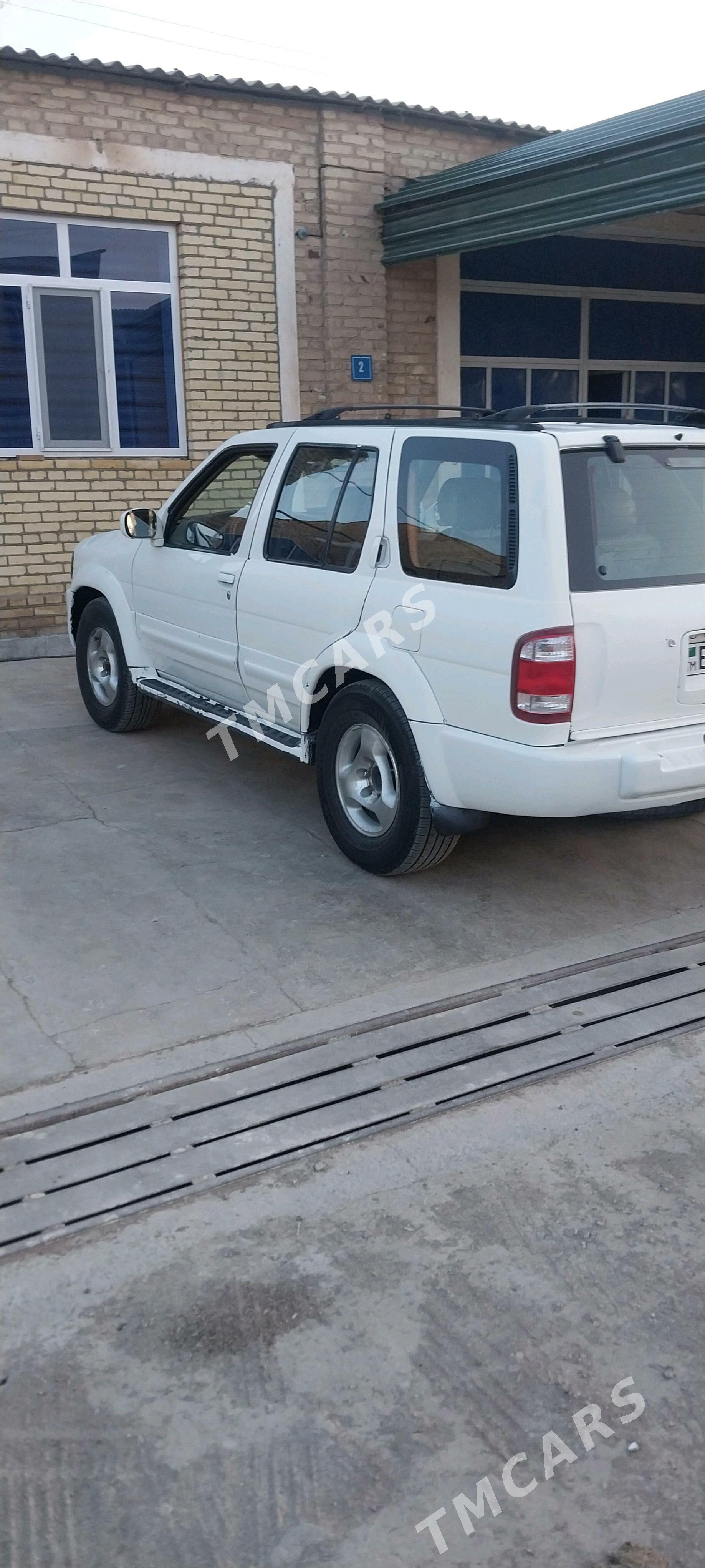 Infiniti QX4 1997 - 80 000 TMT - Saýat - img 2