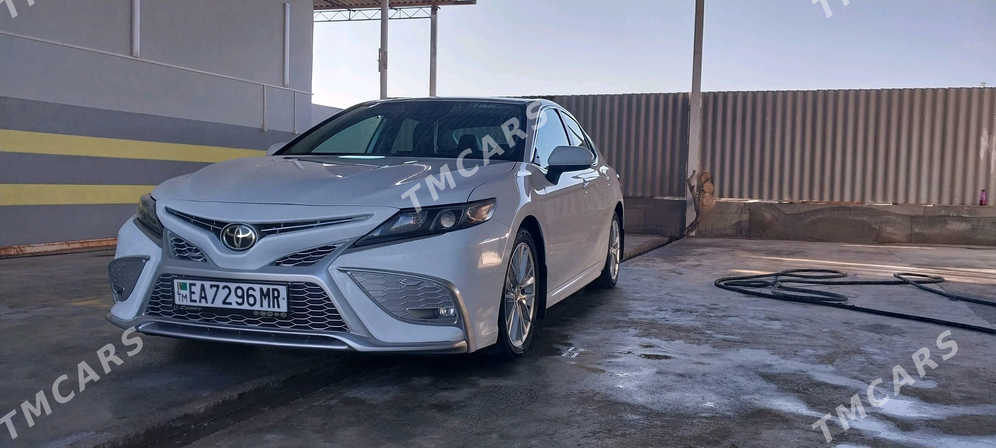 Toyota Camry 2021 - 300 000 TMT - Мары - img 2