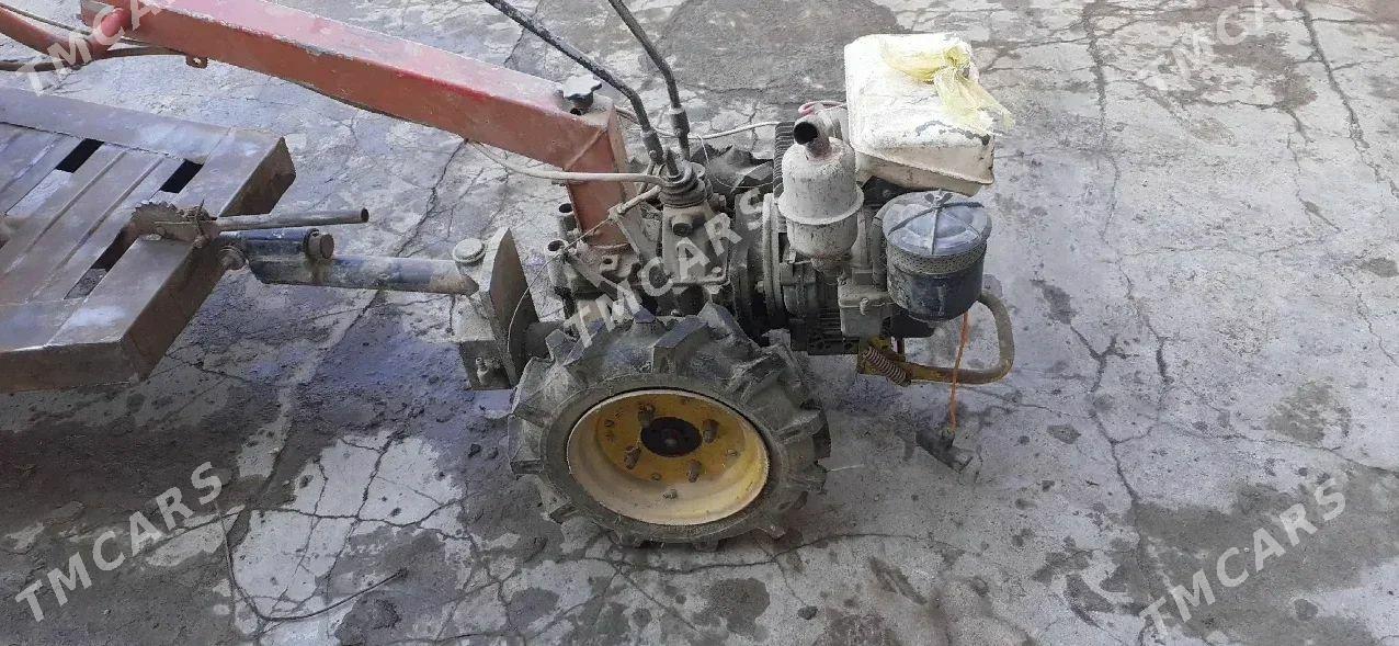 traktor boçkaly - Ашхабад - img 1