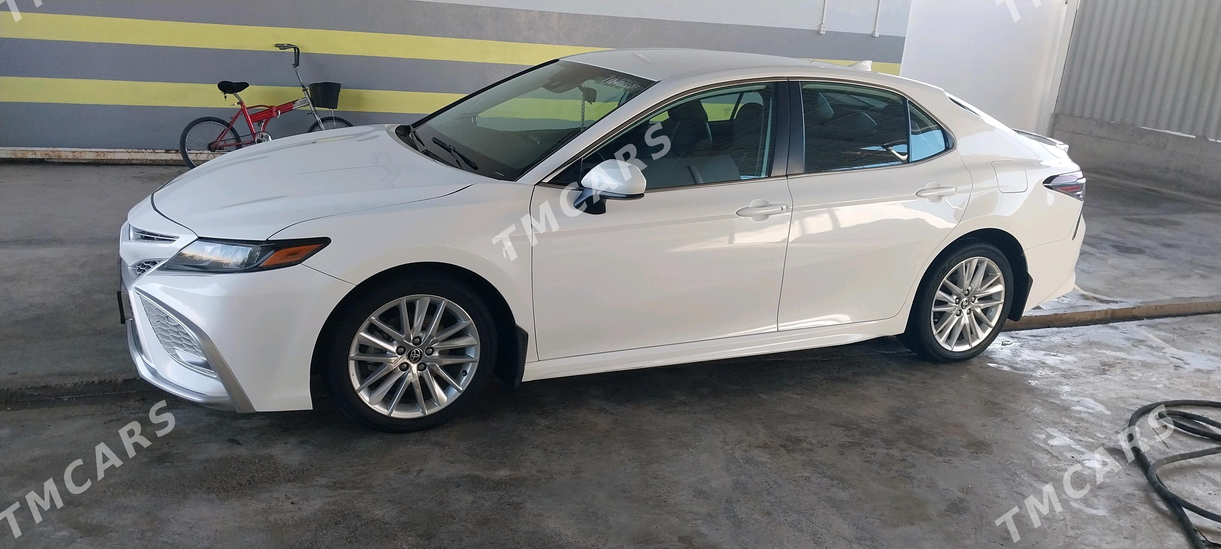 Toyota Camry 2021 - 300 000 TMT - Мары - img 4