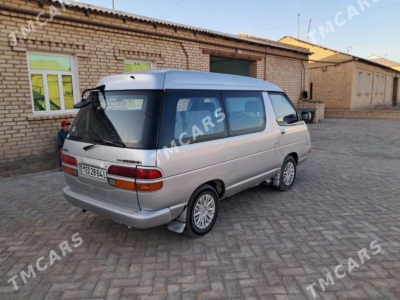 Toyota Town Ace 1993 - 60 000 TMT - Kerki - img 3