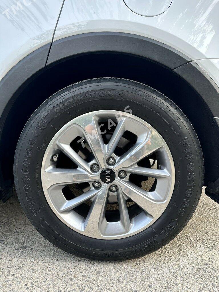Kia Sorento 2018 - 380 000 TMT - Änew - img 7