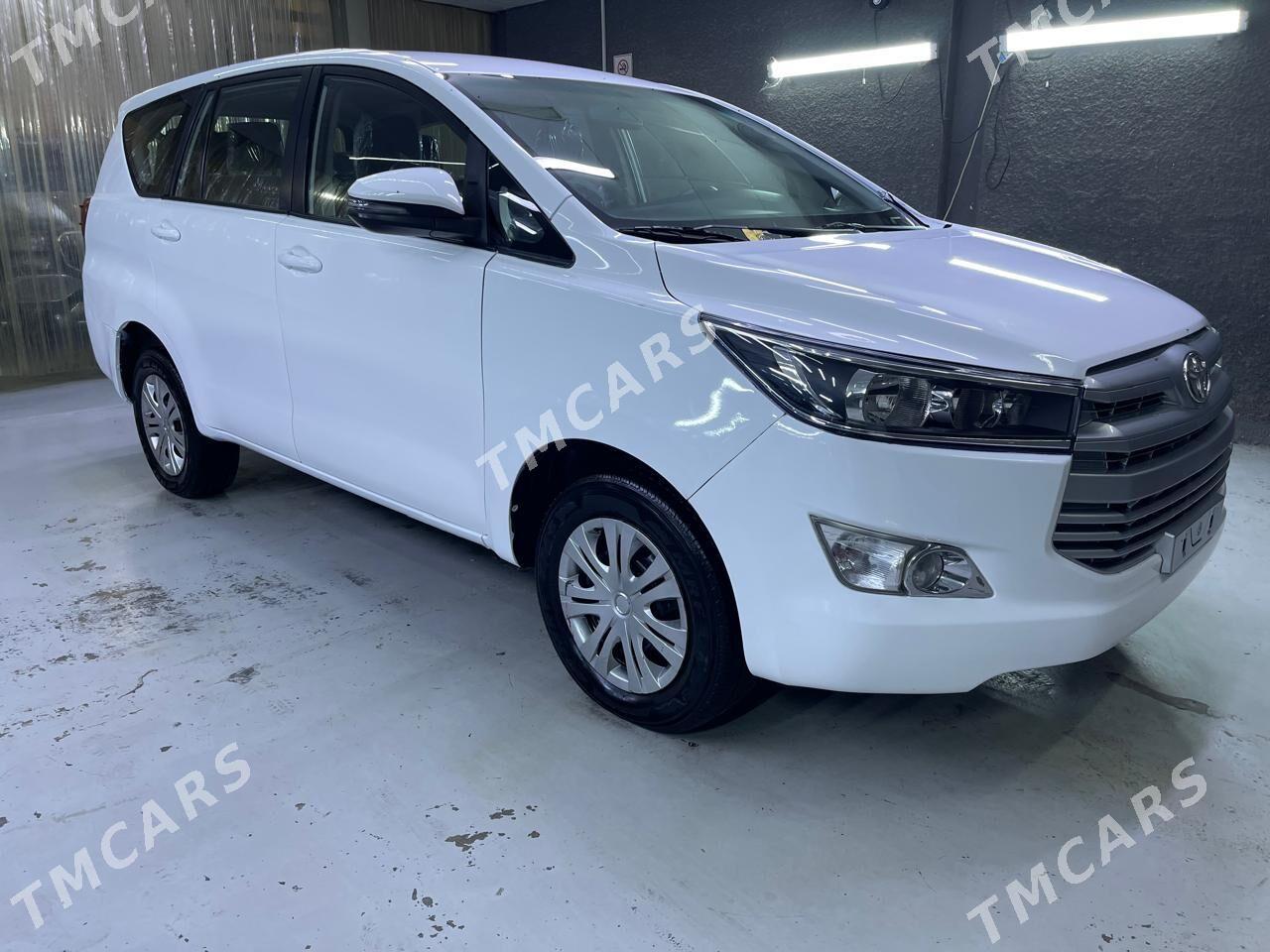 Toyota Innova 2022 - 205 000 TMT - Aşgabat - img 5