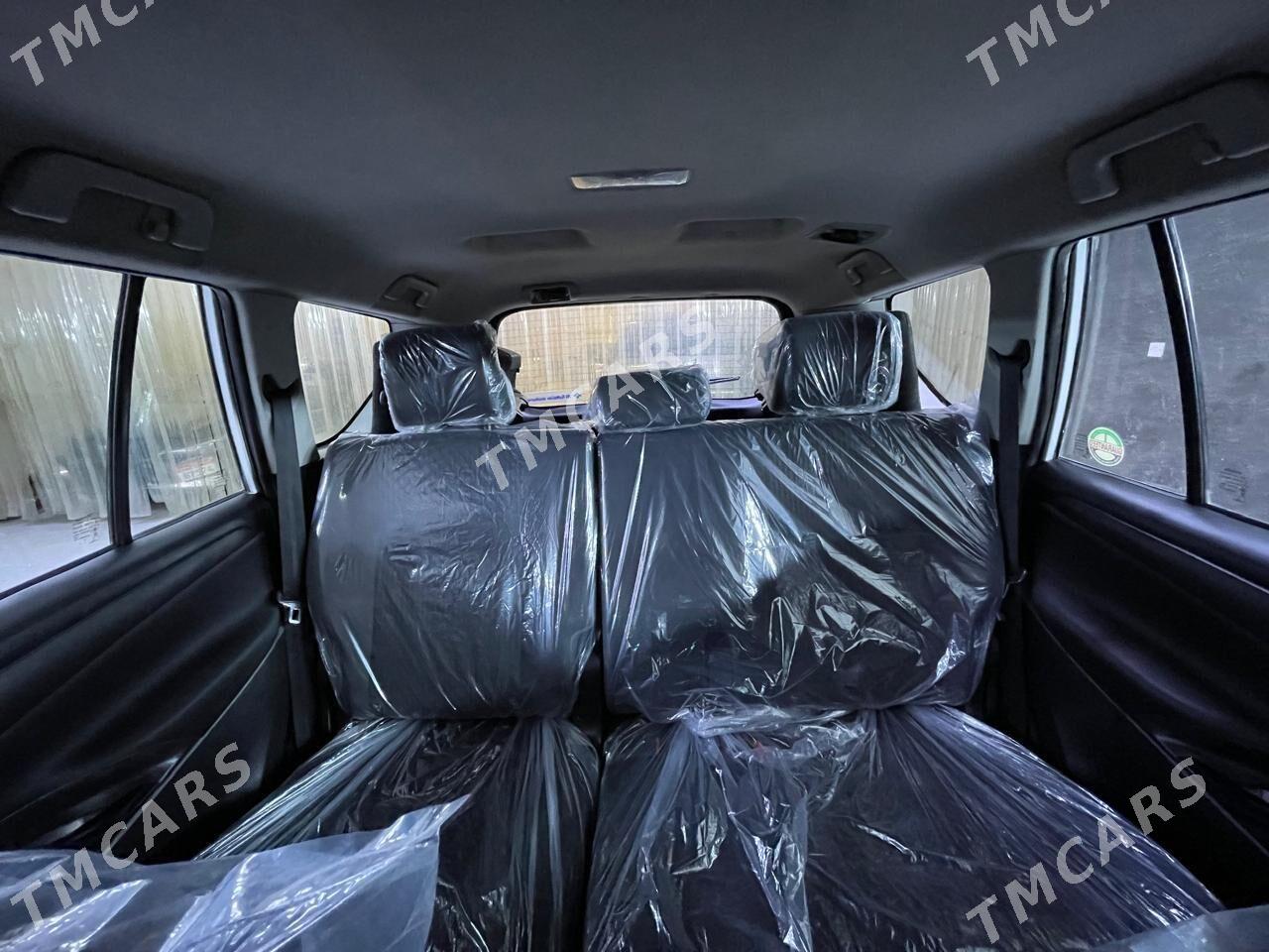 Toyota Innova 2022 - 205 000 TMT - Aşgabat - img 10
