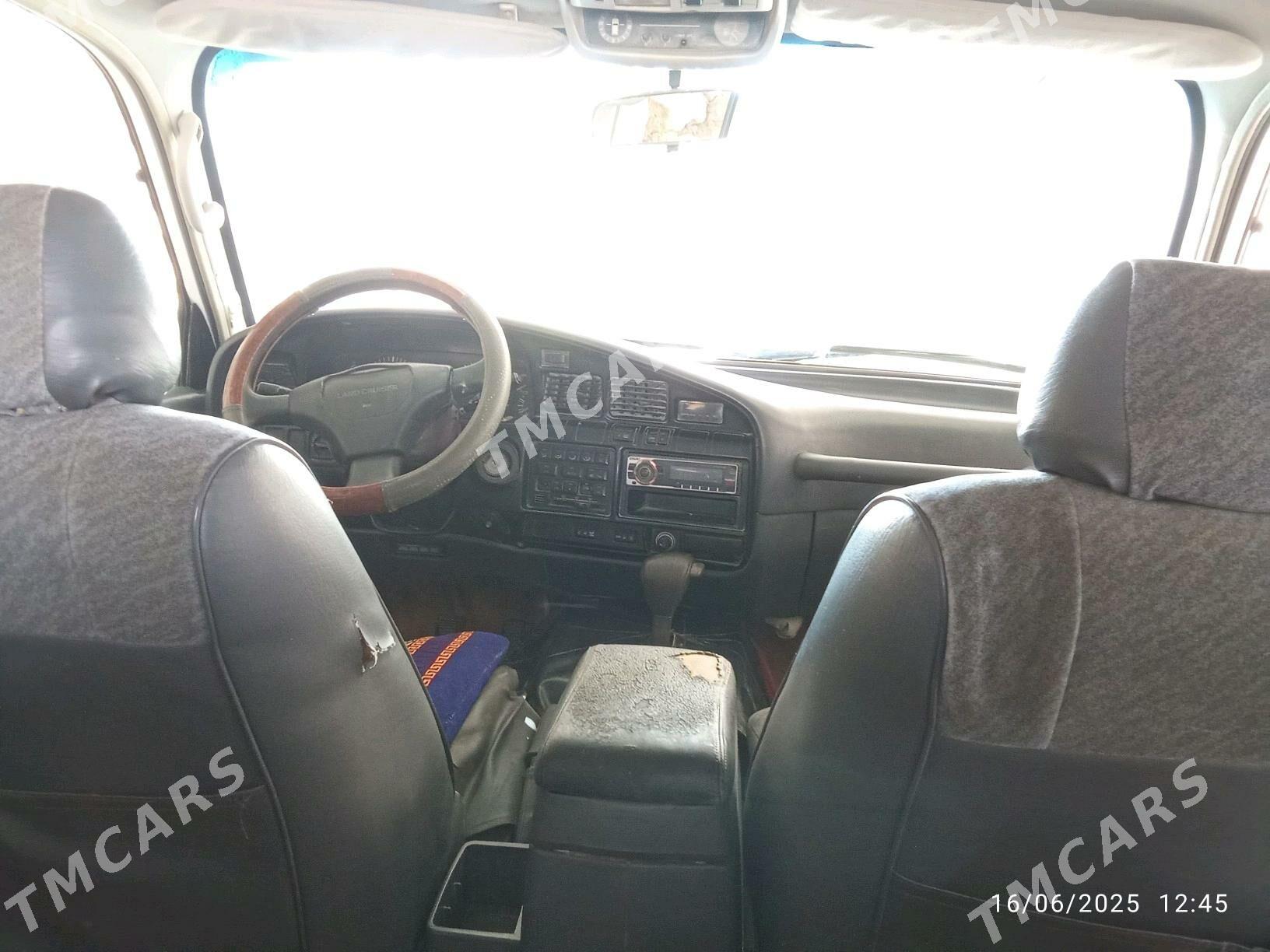 Toyota Land Cruiser 1994 - 70 000 TMT - Гумдаг - img 5