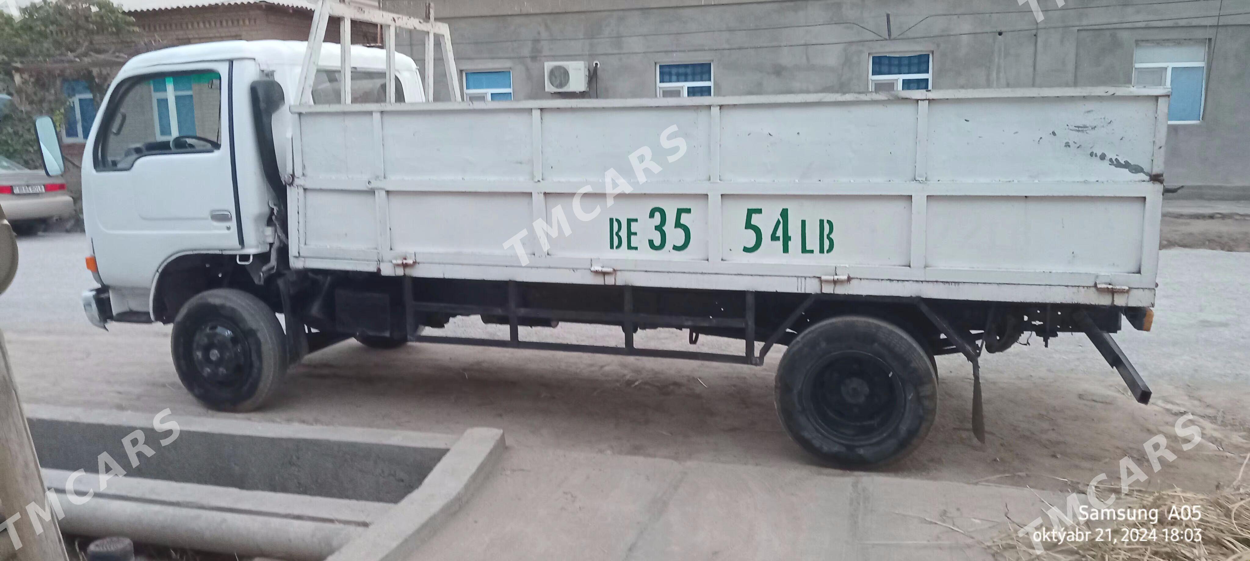 Mitsubishi Canter 2004 - 140 000 TMT - Дянев - img 1