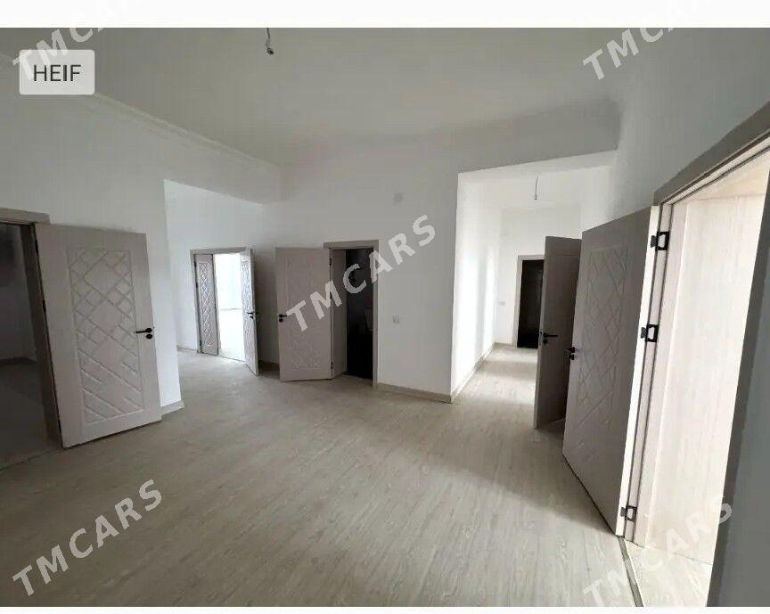 АННАУ ПОЛУЭЛИТКА 4ком 210м² - Änew - img 1