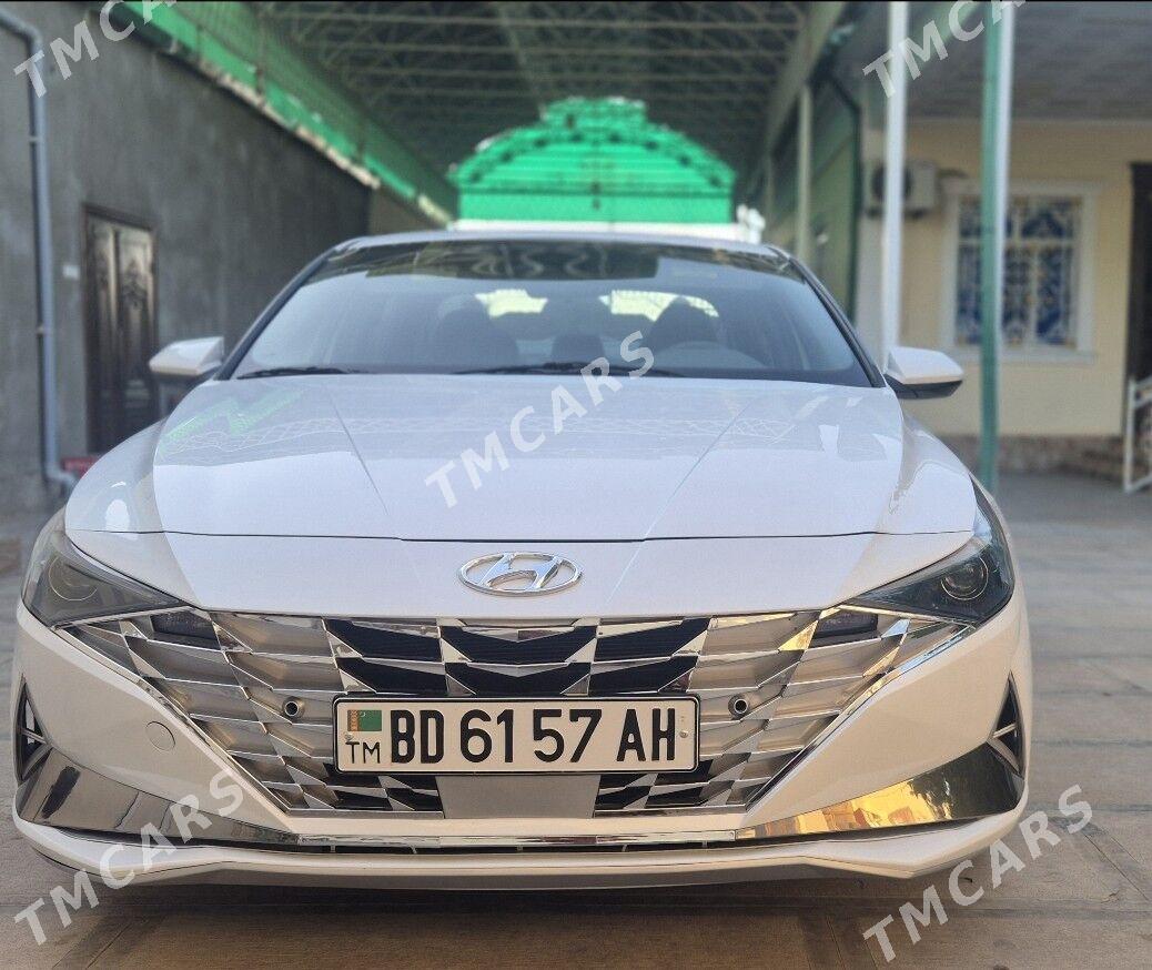 Hyundai Elantra 2021 - 230 000 TMT - Ak bugdaý etraby - img 2