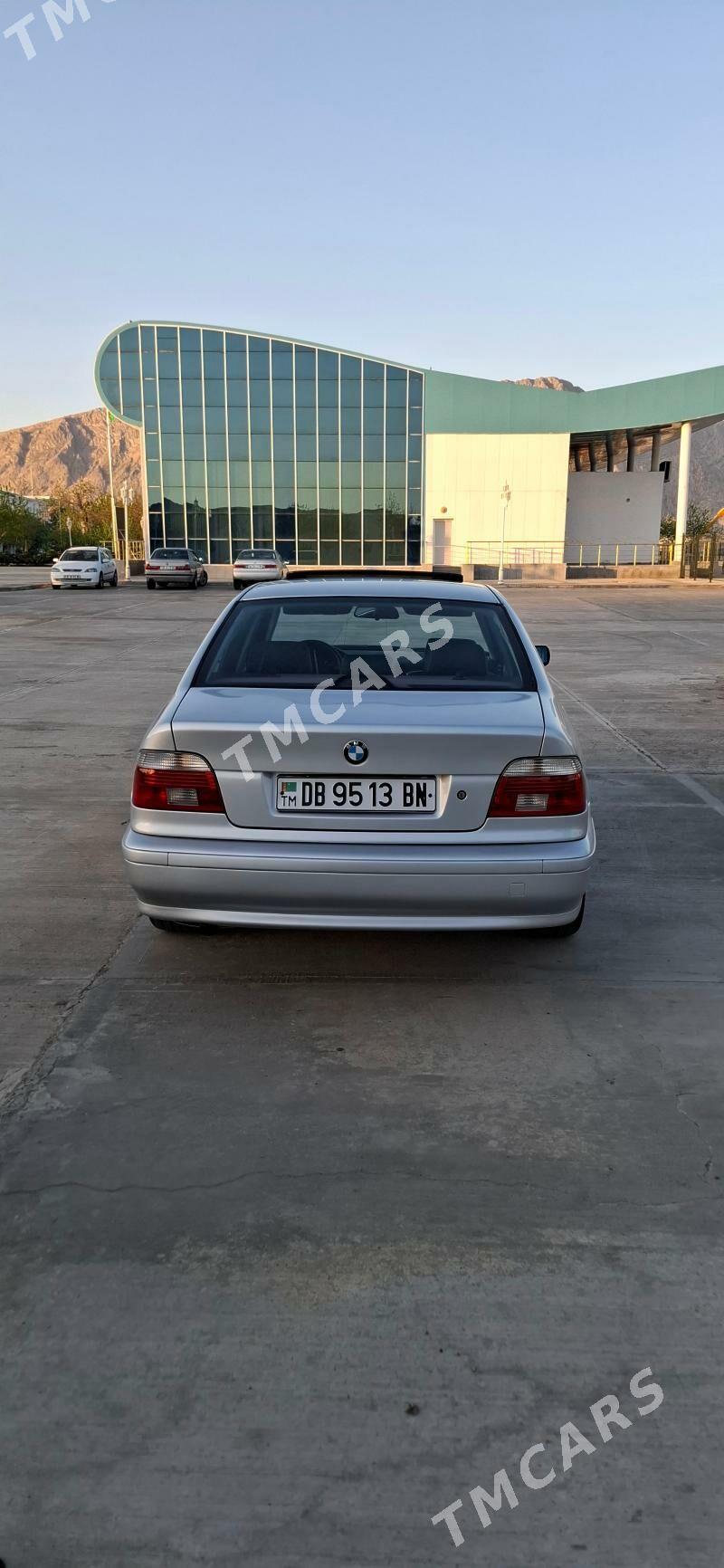 BMW E39 2003 - 140 000 TMT - Türkmenbaşy - img 6