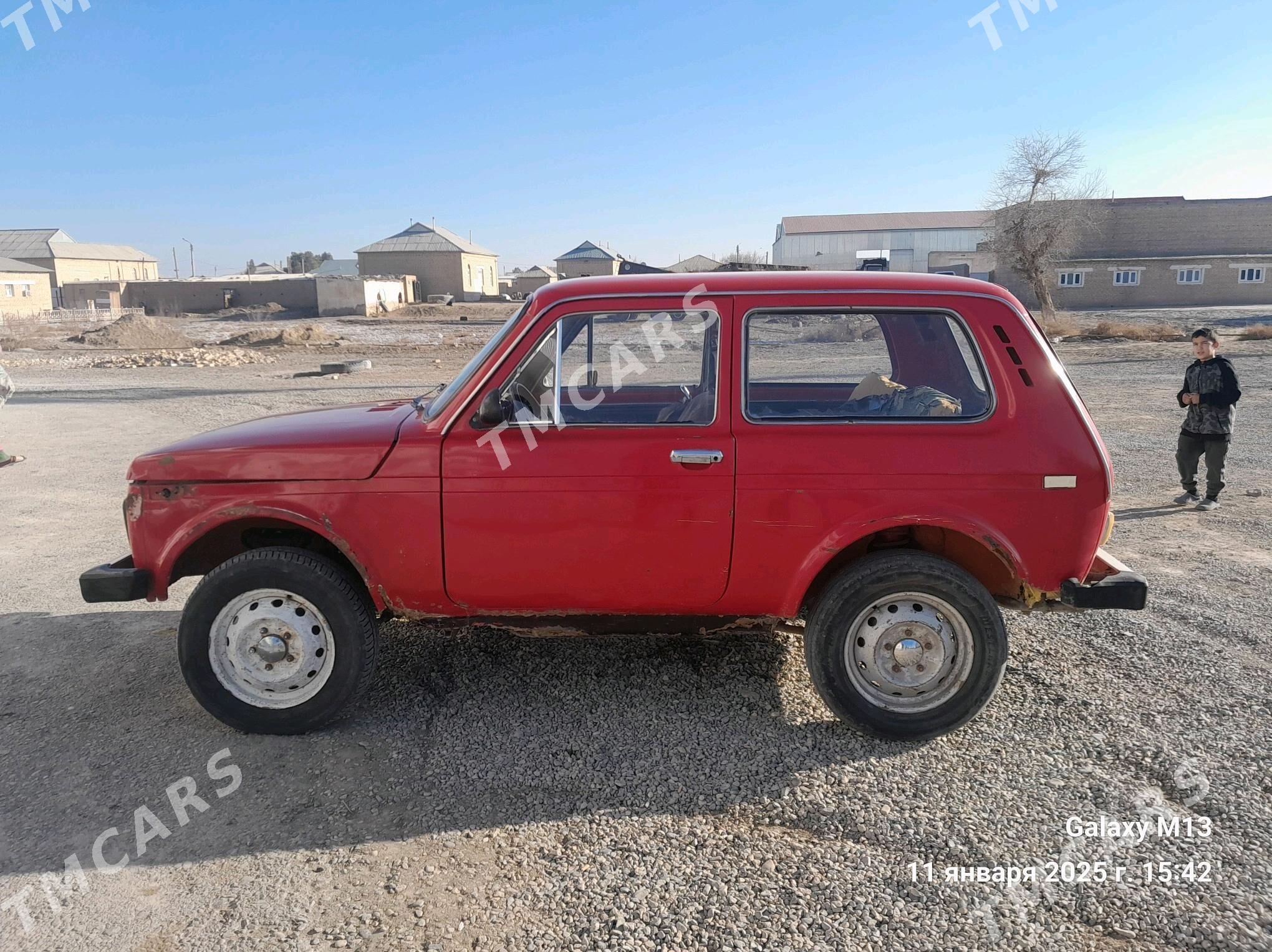 Lada Niva 1989 - 20 000 TMT - Сакарчага - img 4