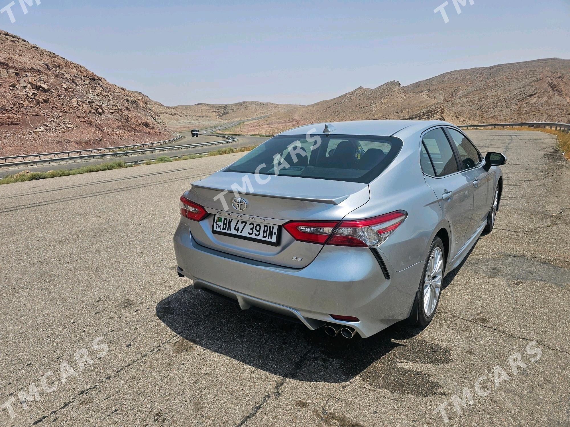 Toyota Camry 2018 - 300 000 TMT - Балканабат - img 3
