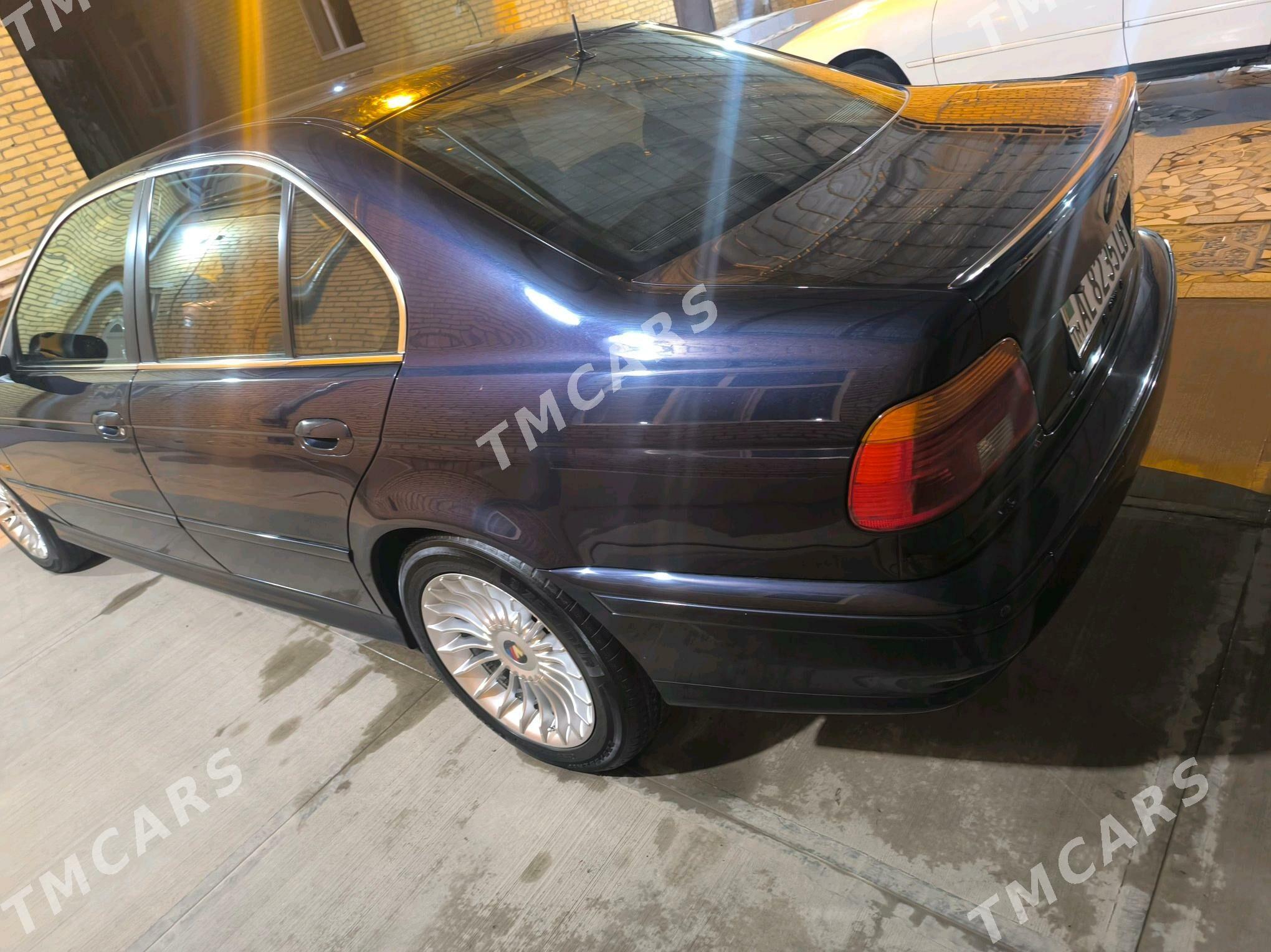 BMW E39 2003 - 150 000 TMT - Saýat - img 11