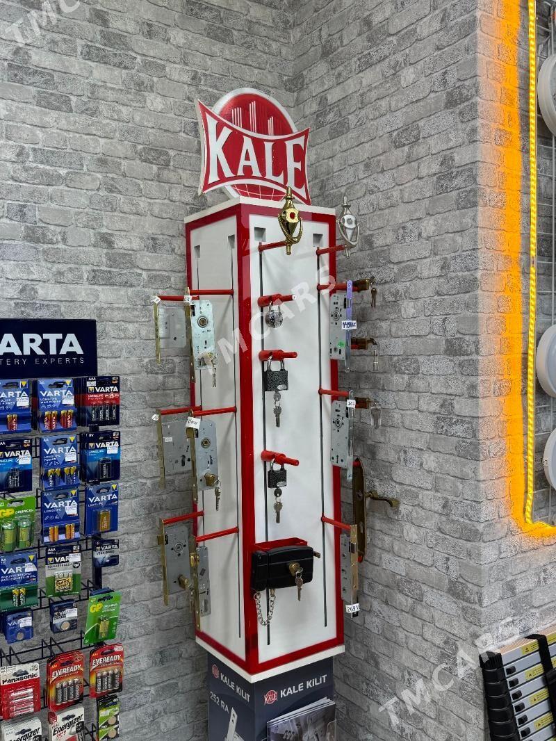 Kale kilit - Moskowskiý köç. (10 ýyl abadançylyk şaýoly) - img 2