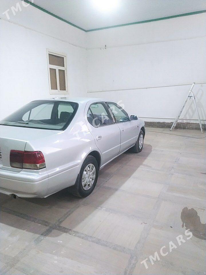 Toyota Camry 1994 - 50 000 TMT - Сакар - img 3