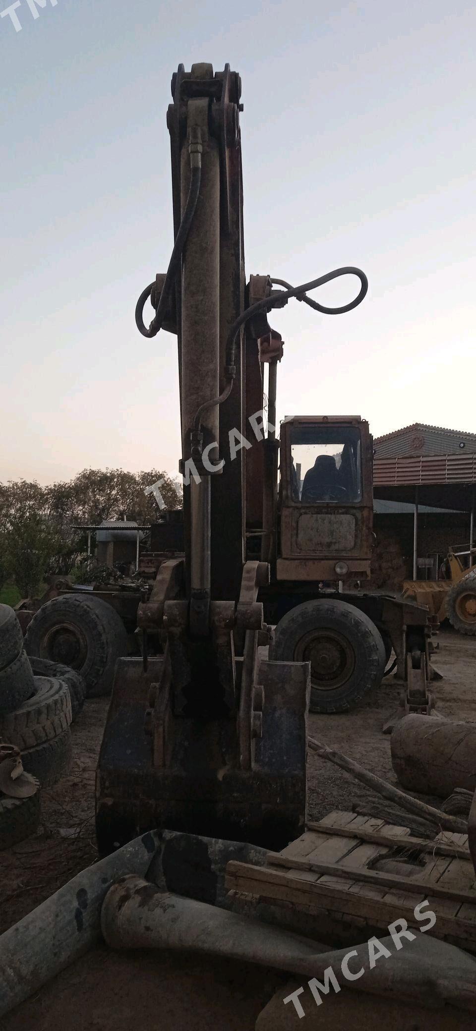 Belarus 320 1987 - 80 000 TMT - Sakarçäge - img 3