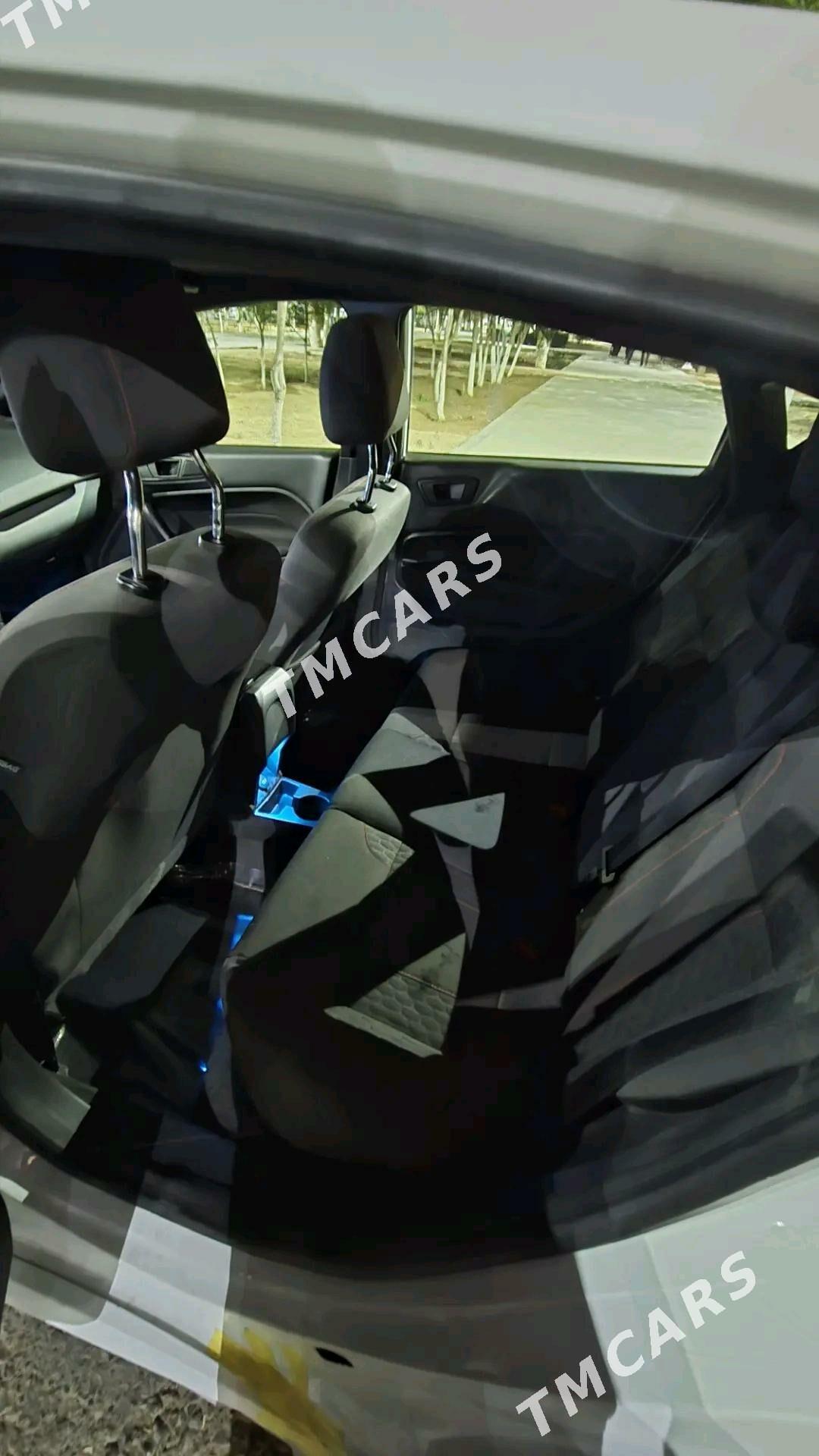 Ford Fiesta 2019 - 160 000 TMT - Aşgabat - img 2