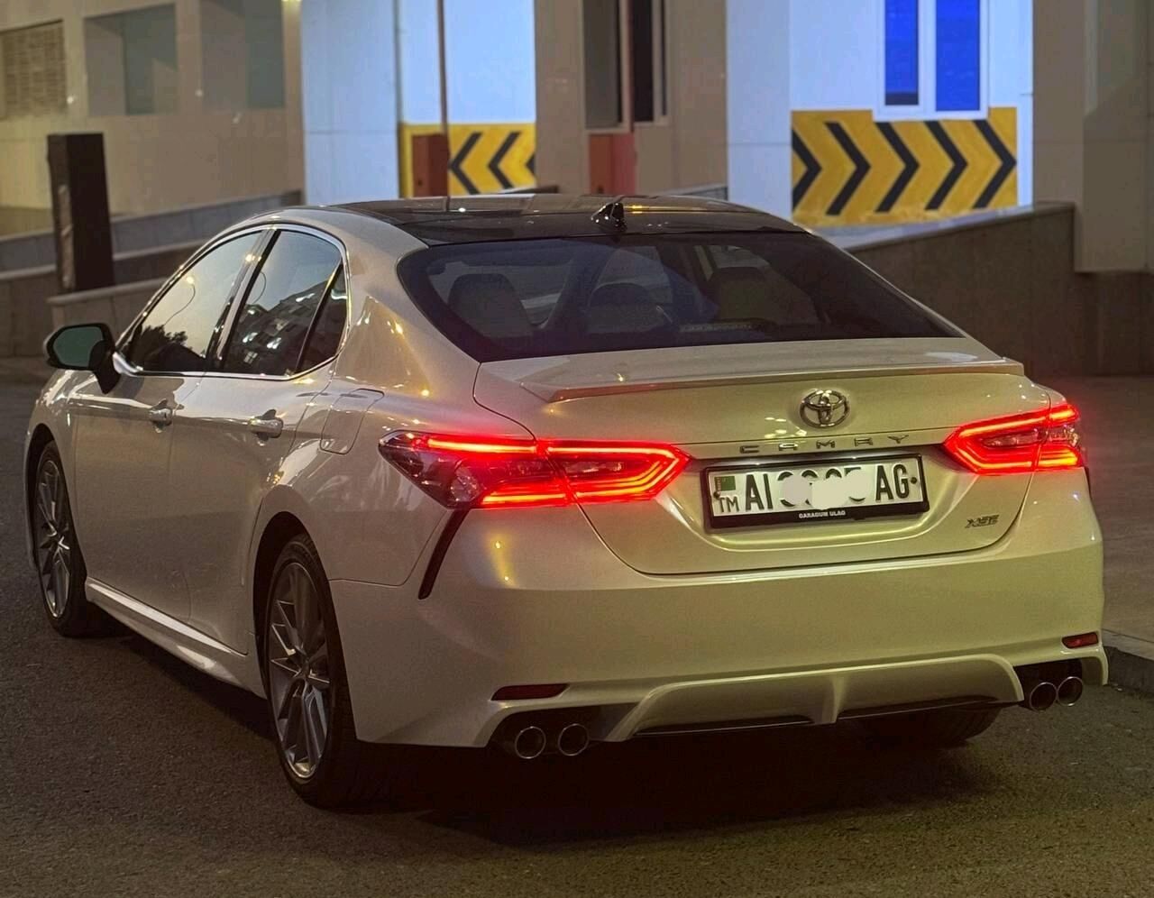 Toyota Camry 2022 - 470 000 TMT - Aşgabat - img 6