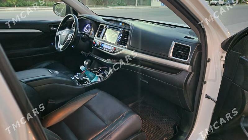 Toyota Highlander 2018 - 390 000 TMT - Мары - img 6