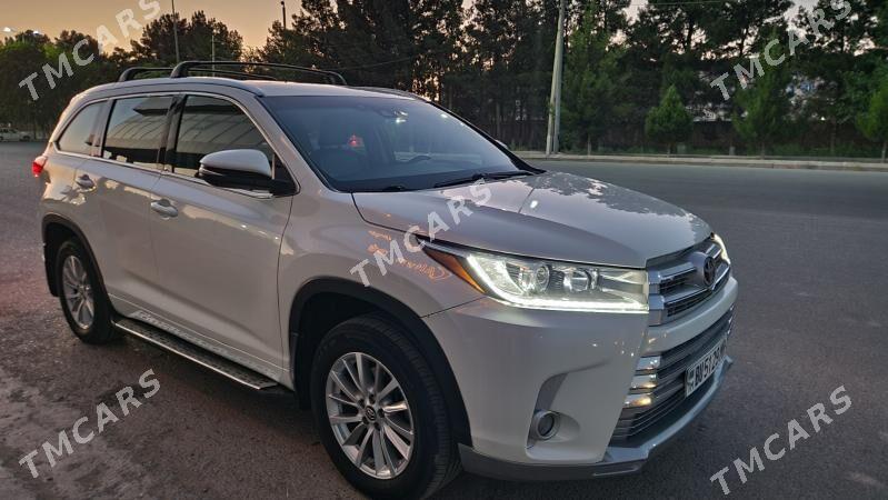 Toyota Highlander 2018 - 390 000 TMT - Мары - img 5