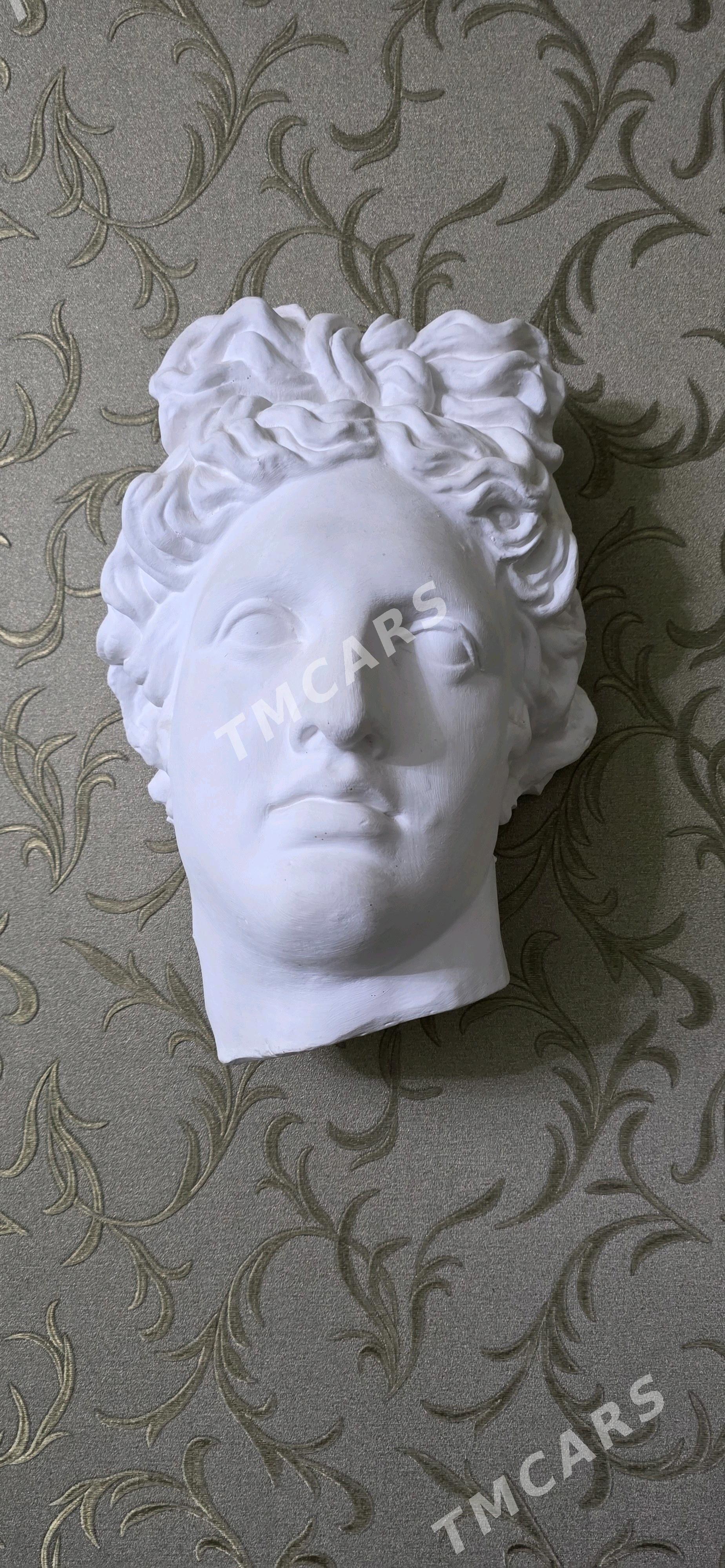 Apollonyn̈ sklupturasy el işi - Бузмеин - img 2