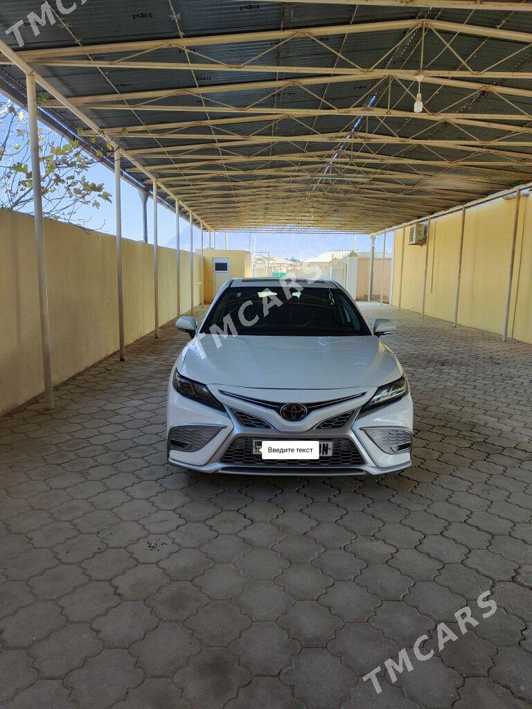 Toyota Camry 2022 - 380 000 TMT - Balkanabat - img 2