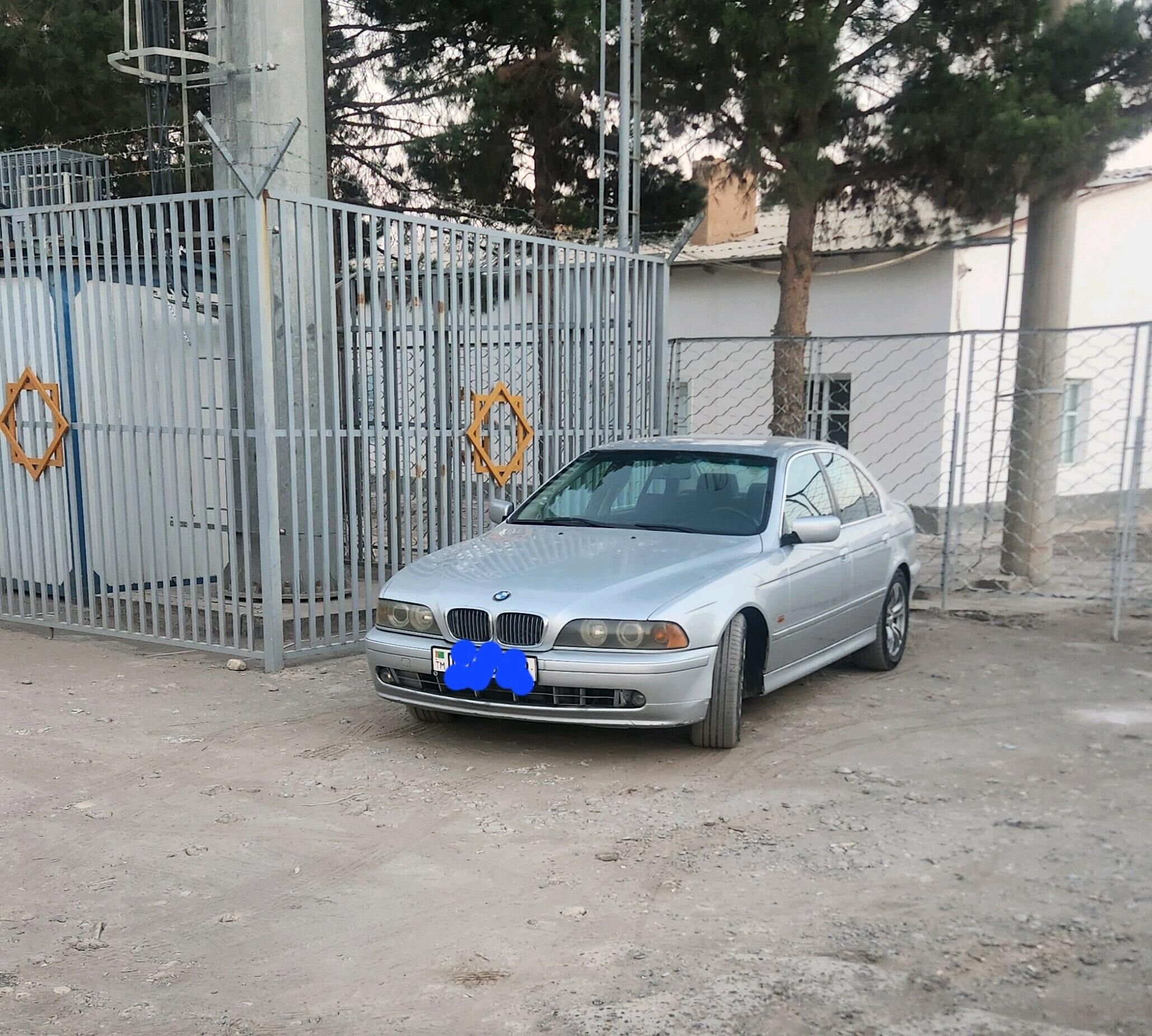 BMW E39 2001 - 110 000 TMT - Халач - img 6