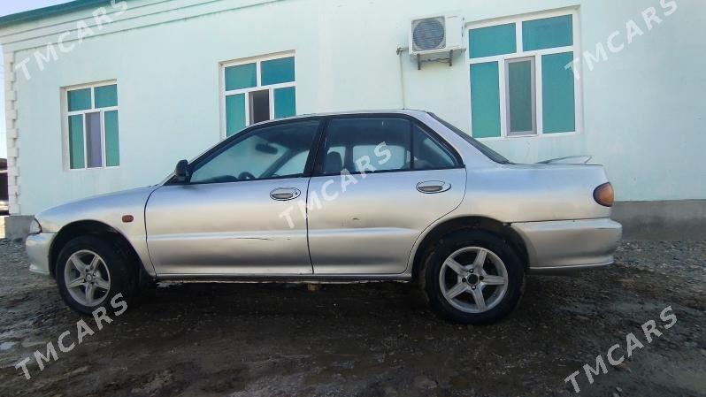 Toyota Carina 1994 - 13 000 TMT - Мургап - img 4