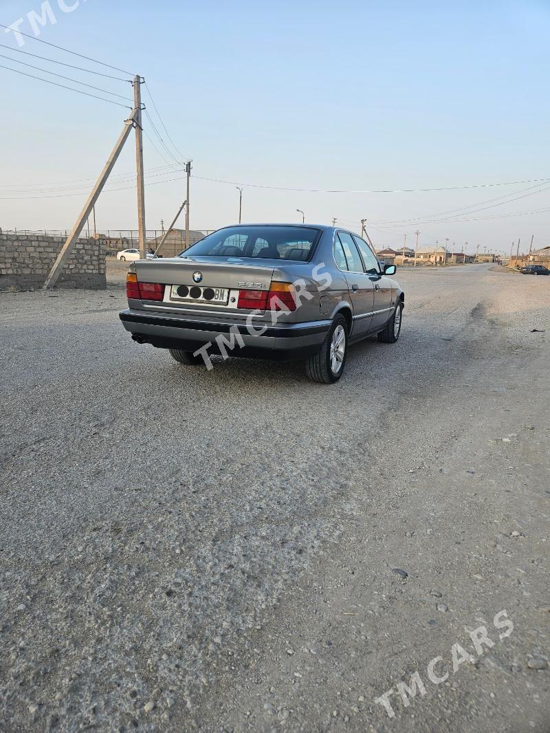 BMW 525 1991 - 70 000 TMT - Gumdag - img 2