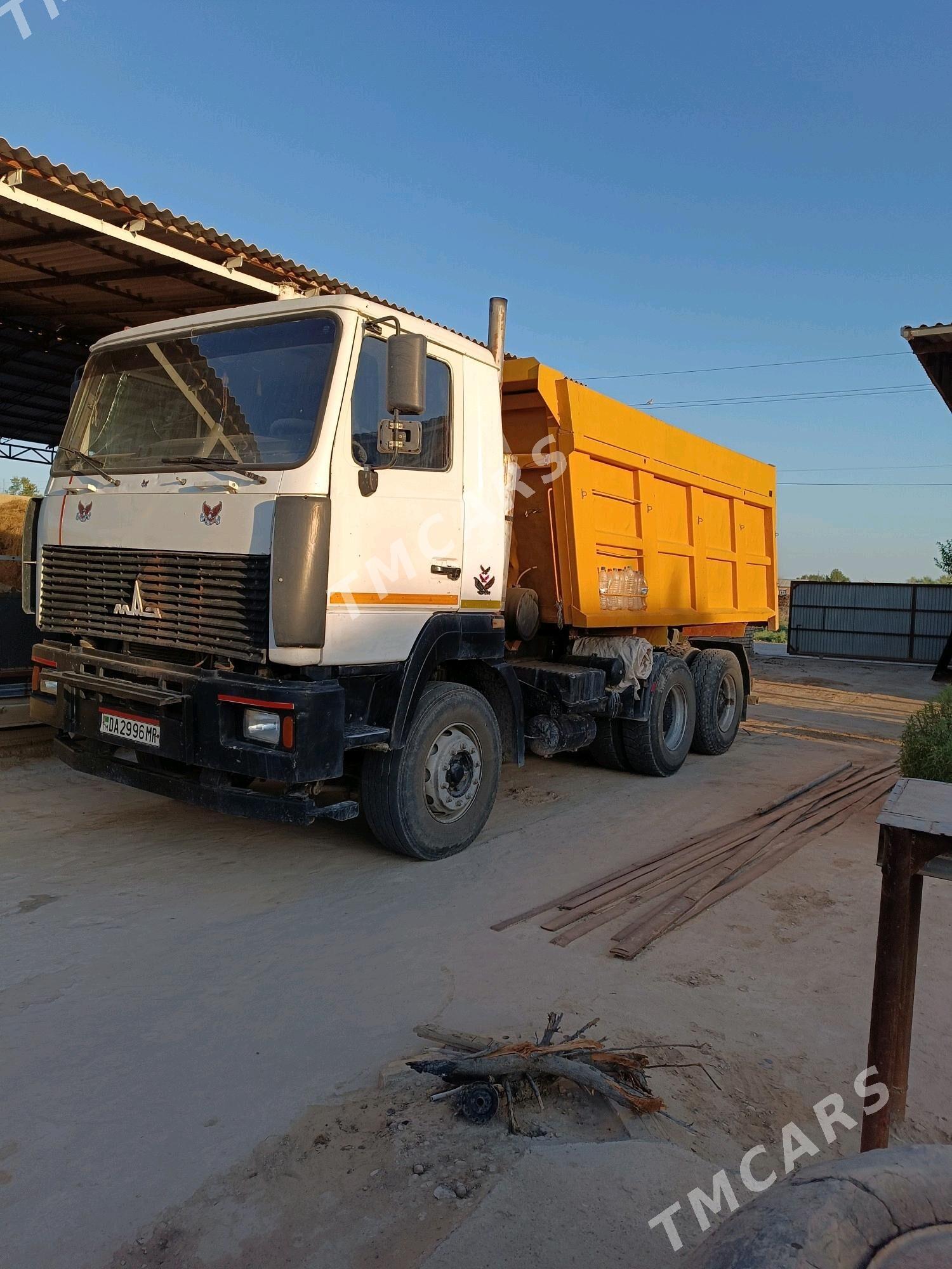 Maz Samosval 2014 - 400 000 TMT - Сакарчага - img 4