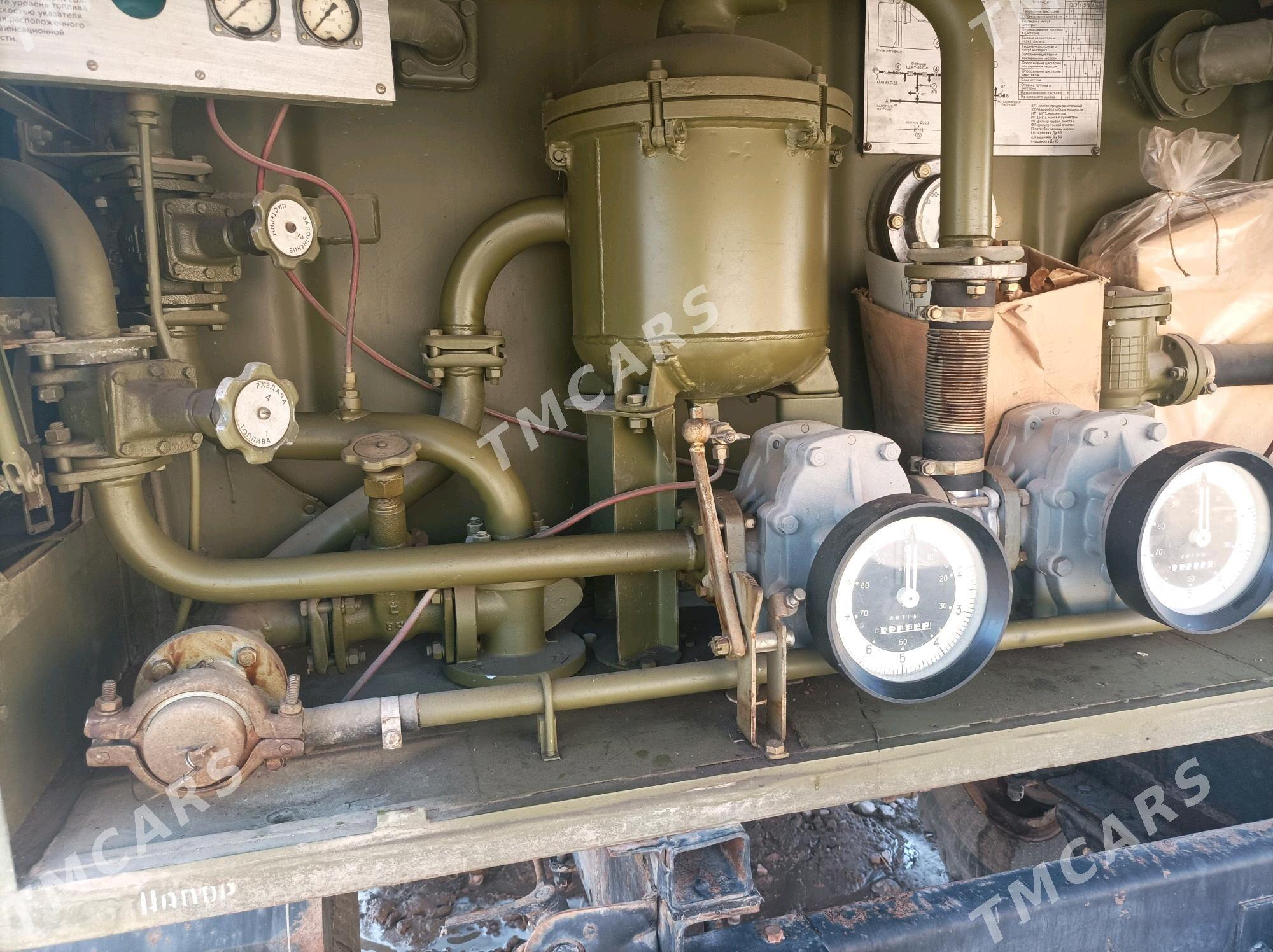 Ural 4320 1984 - 270 000 TMT - Gurbansoltan Eje - img 4