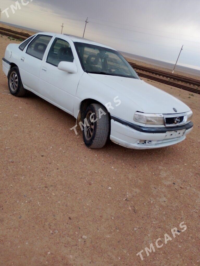 Opel Vectra 1988 - 20 000 TMT - Туркменбаши - img 3