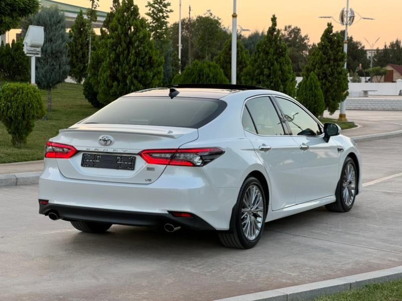 Toyota Camry 2023 - 595 000 TMT - Aşgabat - img 2