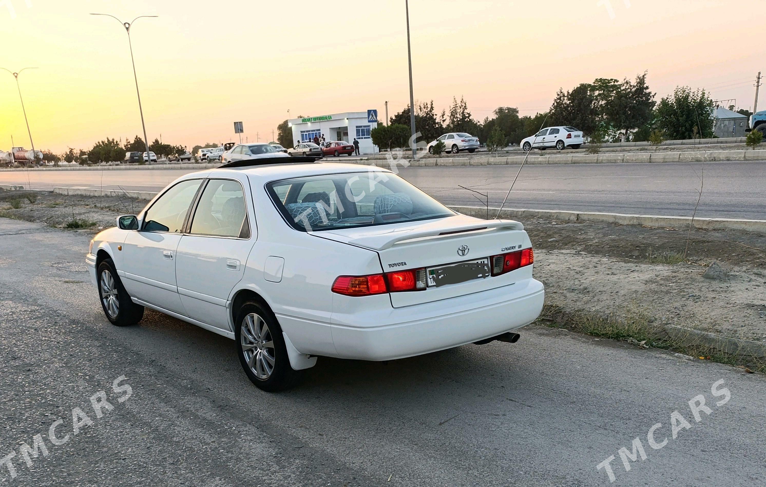 Toyota Camry 2000 - 110 000 TMT - Бахарден - img 5
