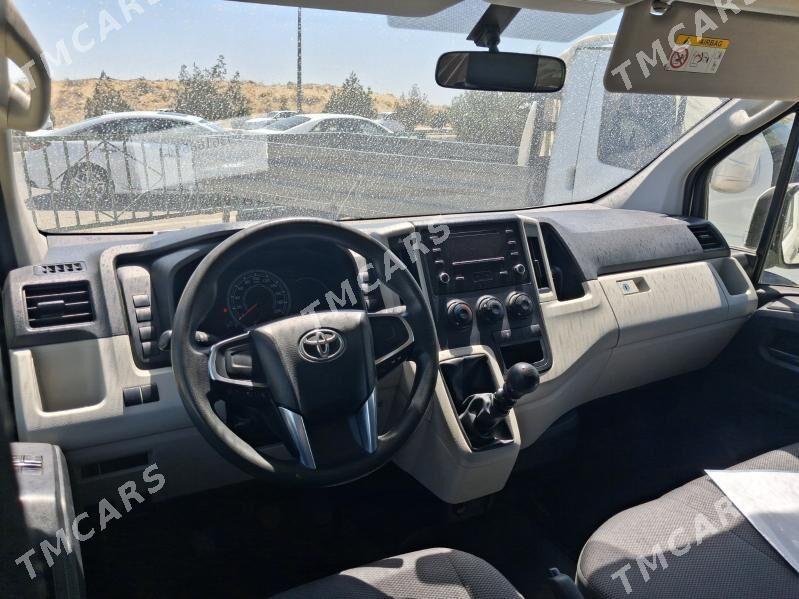 Toyota Hiace 2021 - 471 000 TMT - Ашхабад - img 2