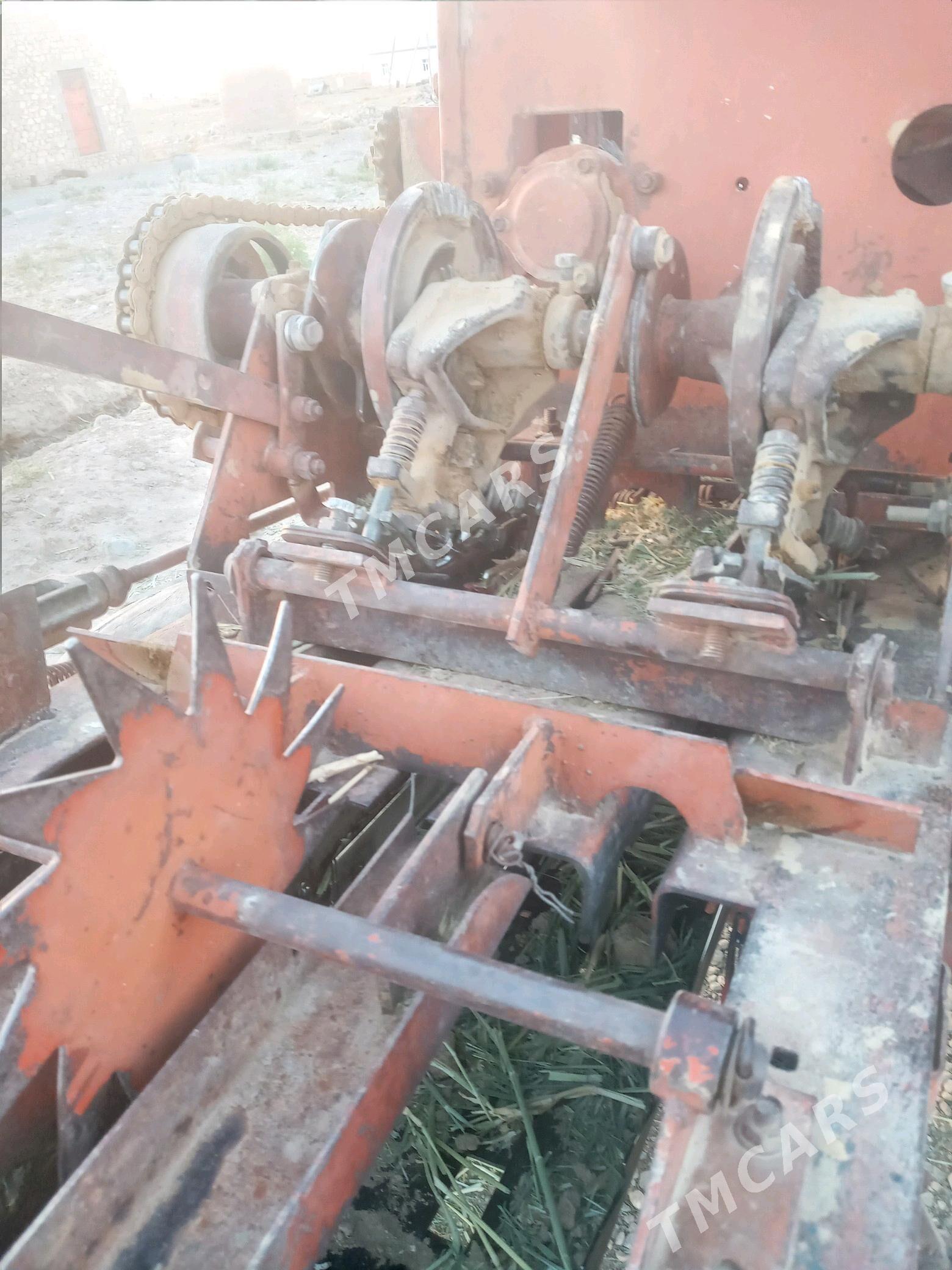 MTZ 82 1989 - 130 000 TMT - Gyzylarbat - img 2