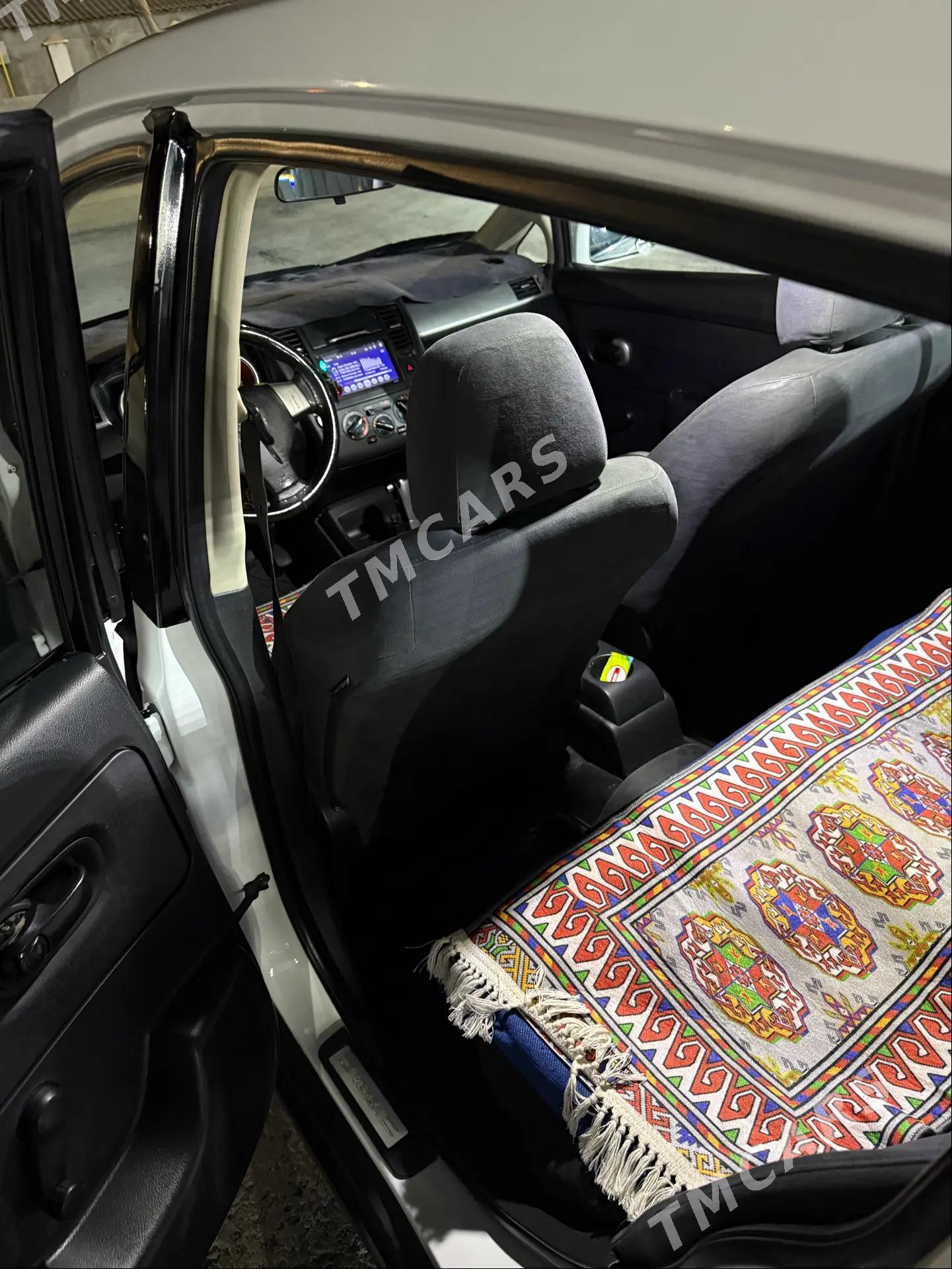 Nissan Versa 2009 - 95 000 TMT - Sarahs - img 3