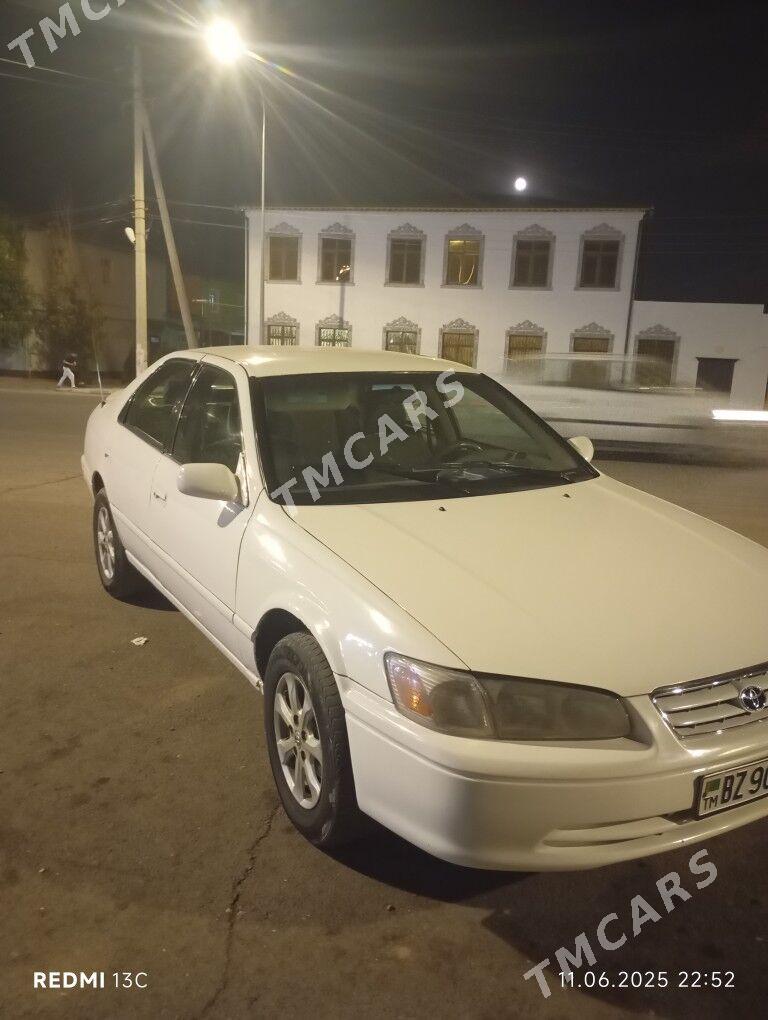 Toyota Camry 2002 - 92 000 TMT - Дашогуз - img 3