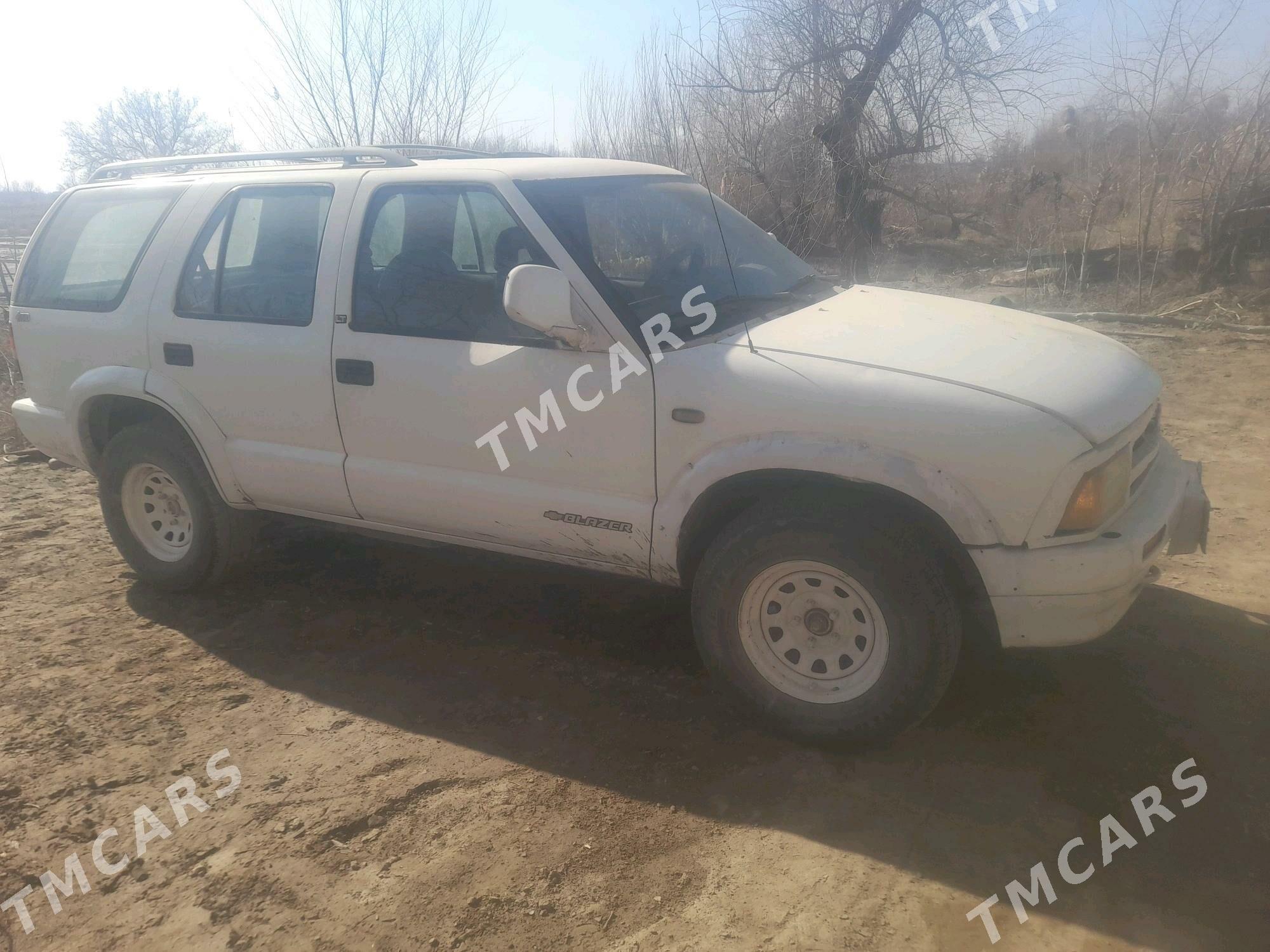 Chevrolet Blazer 1997 - 25 000 TMT - Köneürgenç - img 4