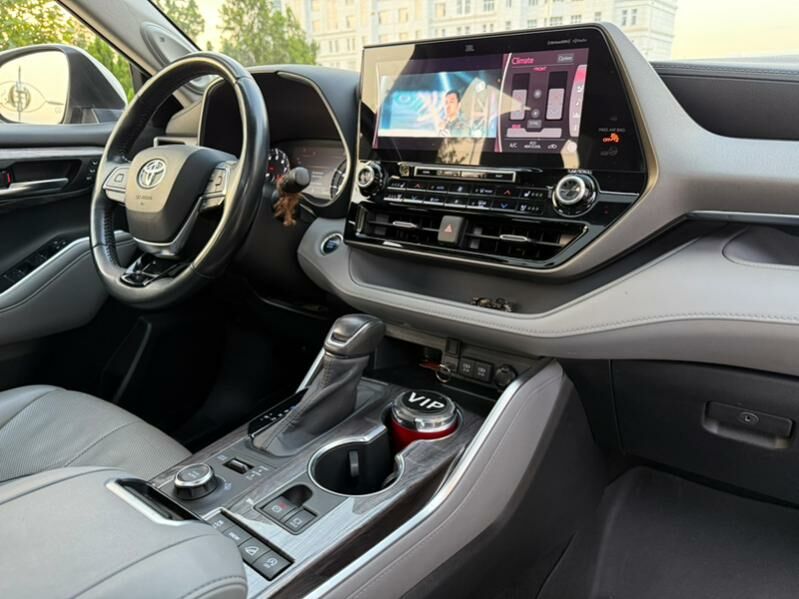Toyota Highlander 2021 - 610 000 TMT - Aşgabat - img 2