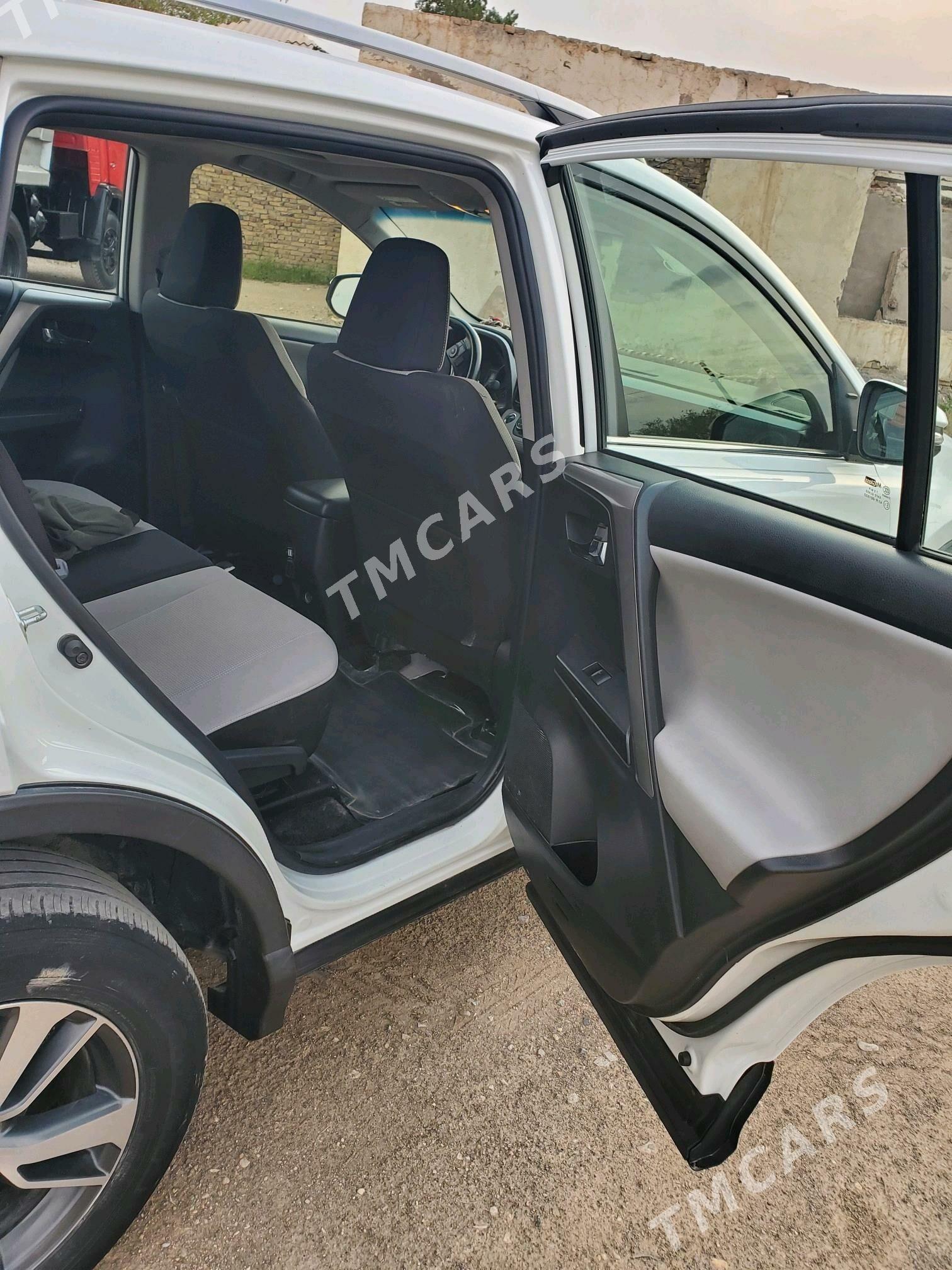 Toyota RAV4 2018 - 270 000 TMT - Kerki - img 5