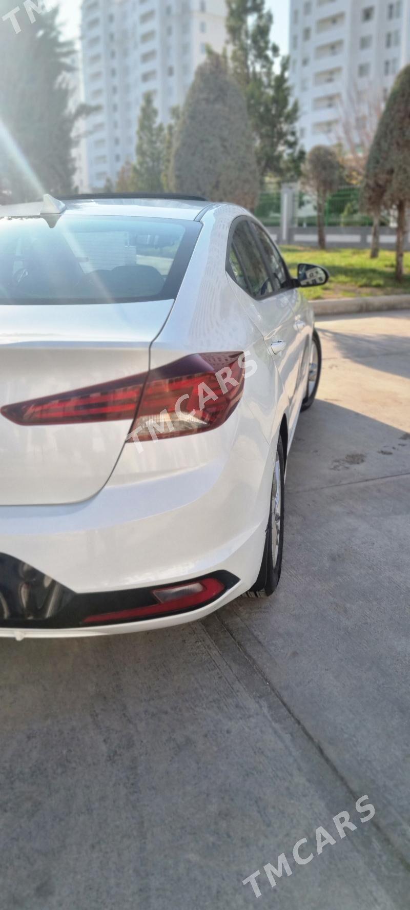 Hyundai Elantra 2020 - 210 000 TMT - 14-nji tapgyr (Sowhozny köç) - img 3