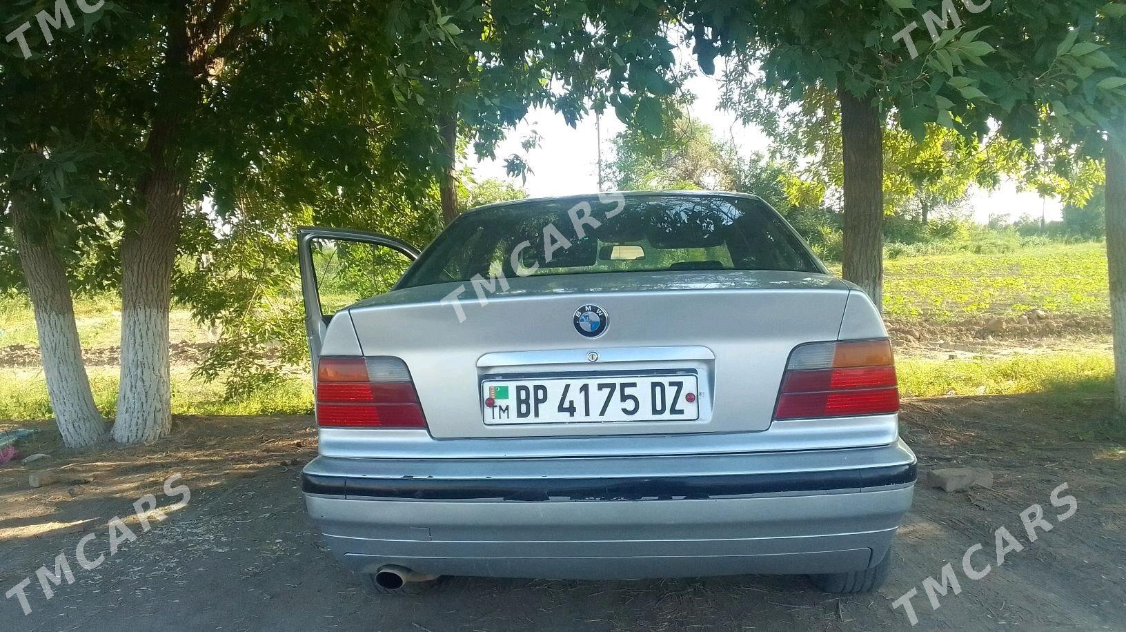 BMW 320 1992 - 44 000 TMT - Дашогуз - img 3