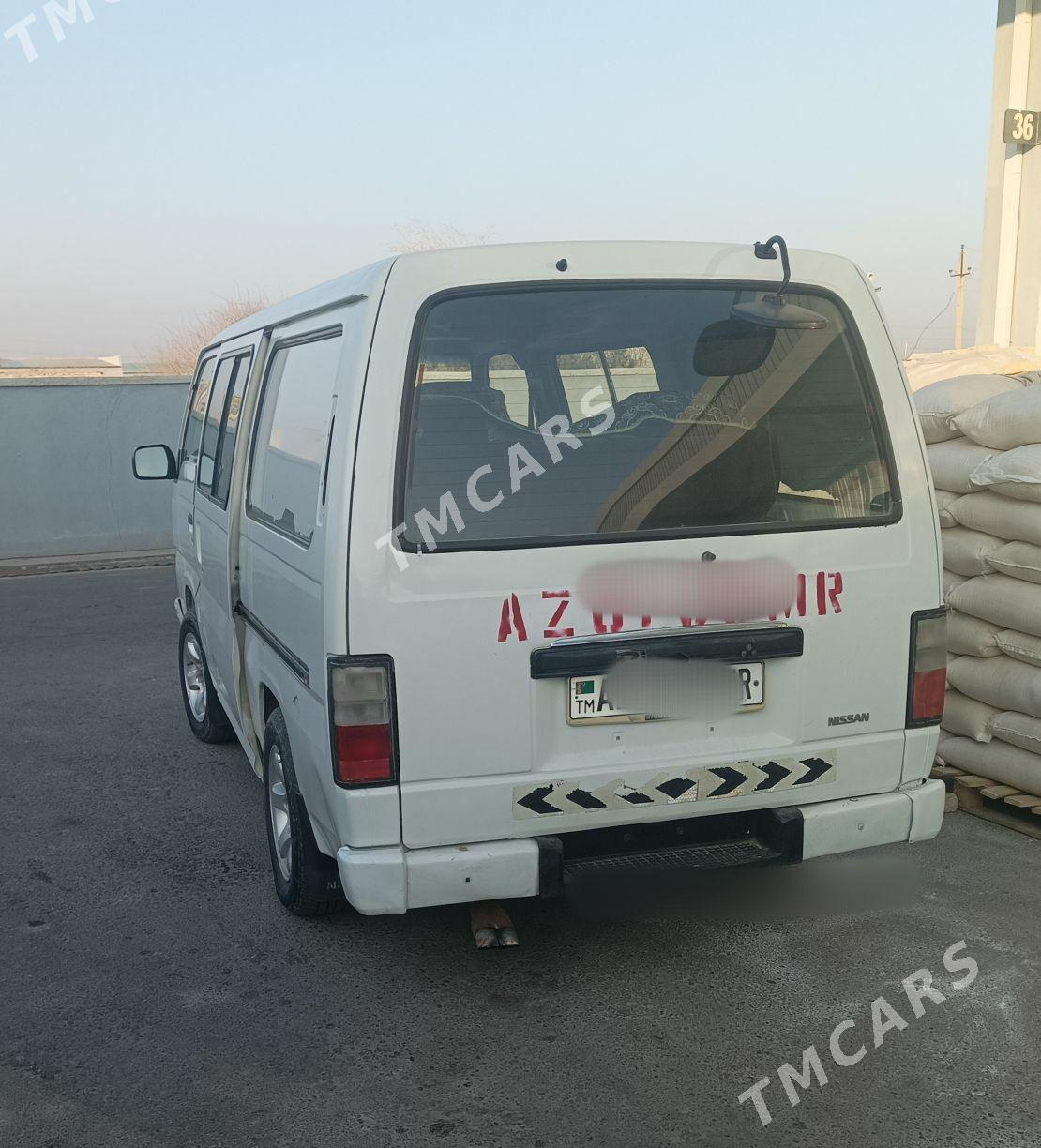 Toyota Hiace 1996 - 60 000 TMT - Сакарчага - img 5