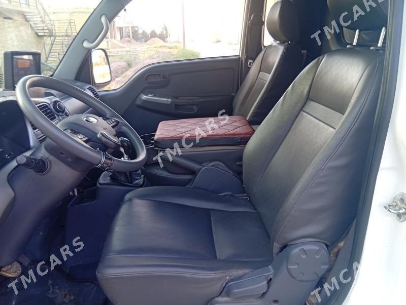 Kia Bongo 2018 - 220 000 TMT - Kerki - img 4