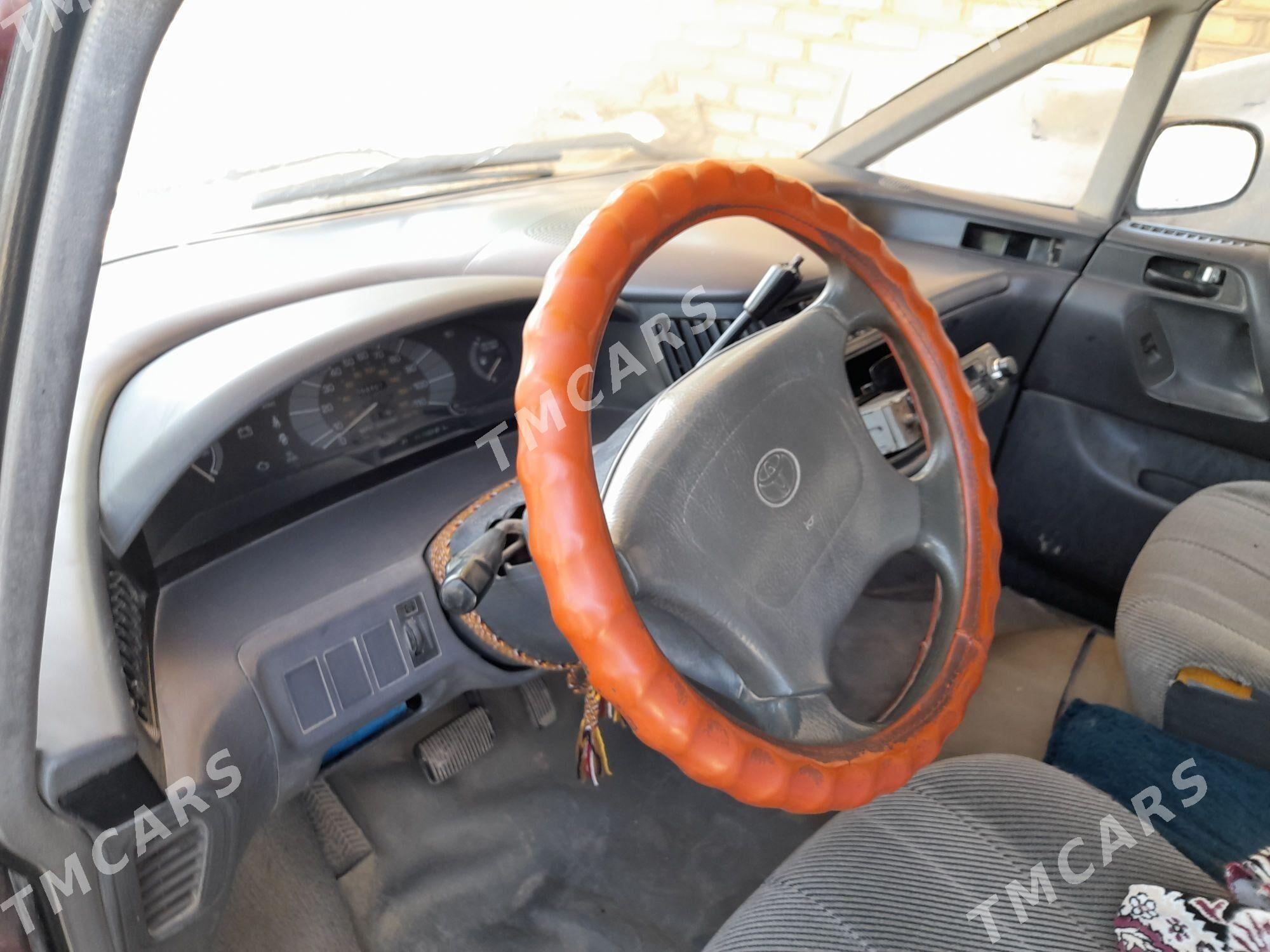 Toyota Previa 1991 - 70 000 TMT - Теджен - img 2